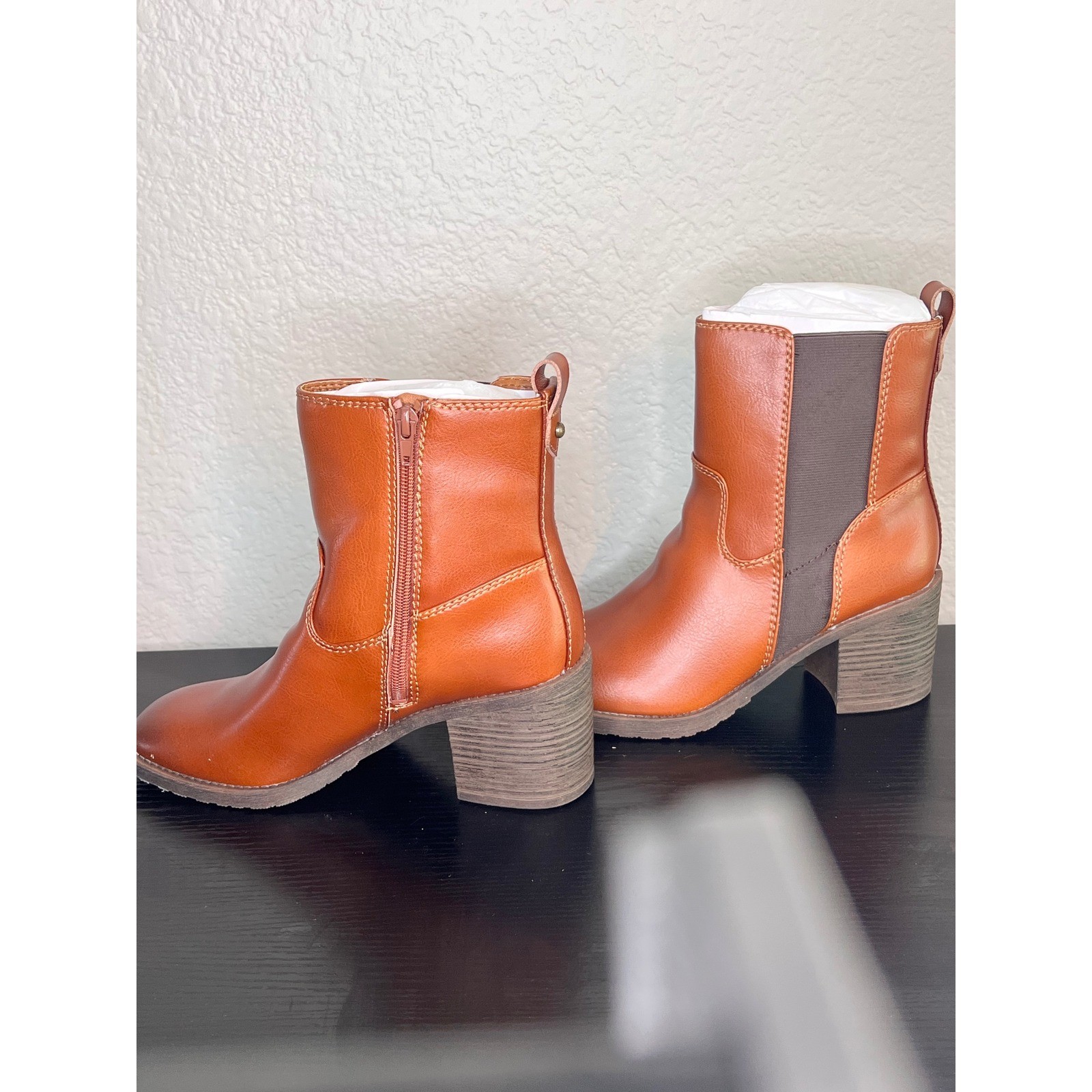 Zodiac ankle Boots Block Heel Side Zip Cognac Brown Leather New size 8.5