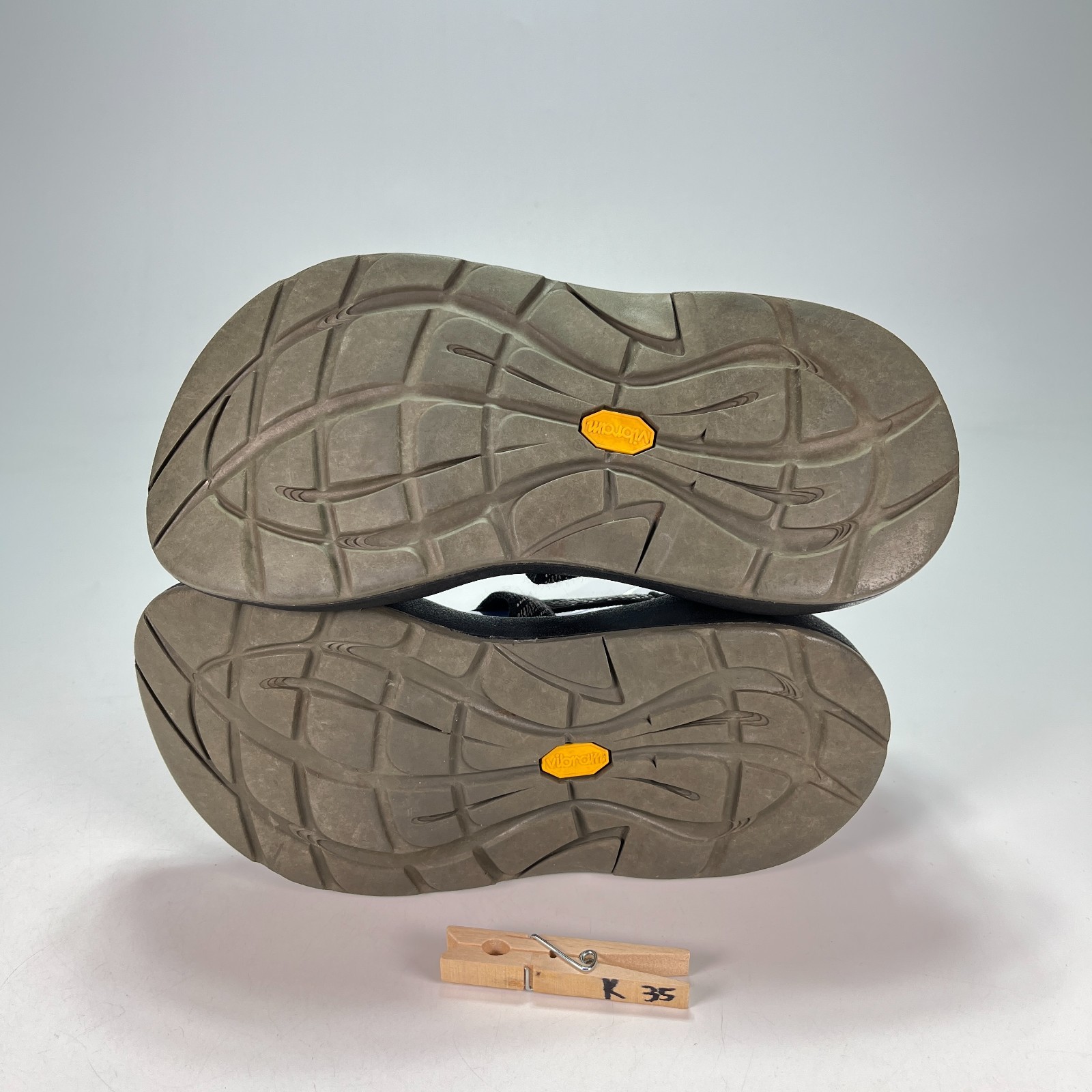 Chaco Z Cloud 2 Black Gray Chevron Outdoor Hiking Sport Sandals Women’s Size 6