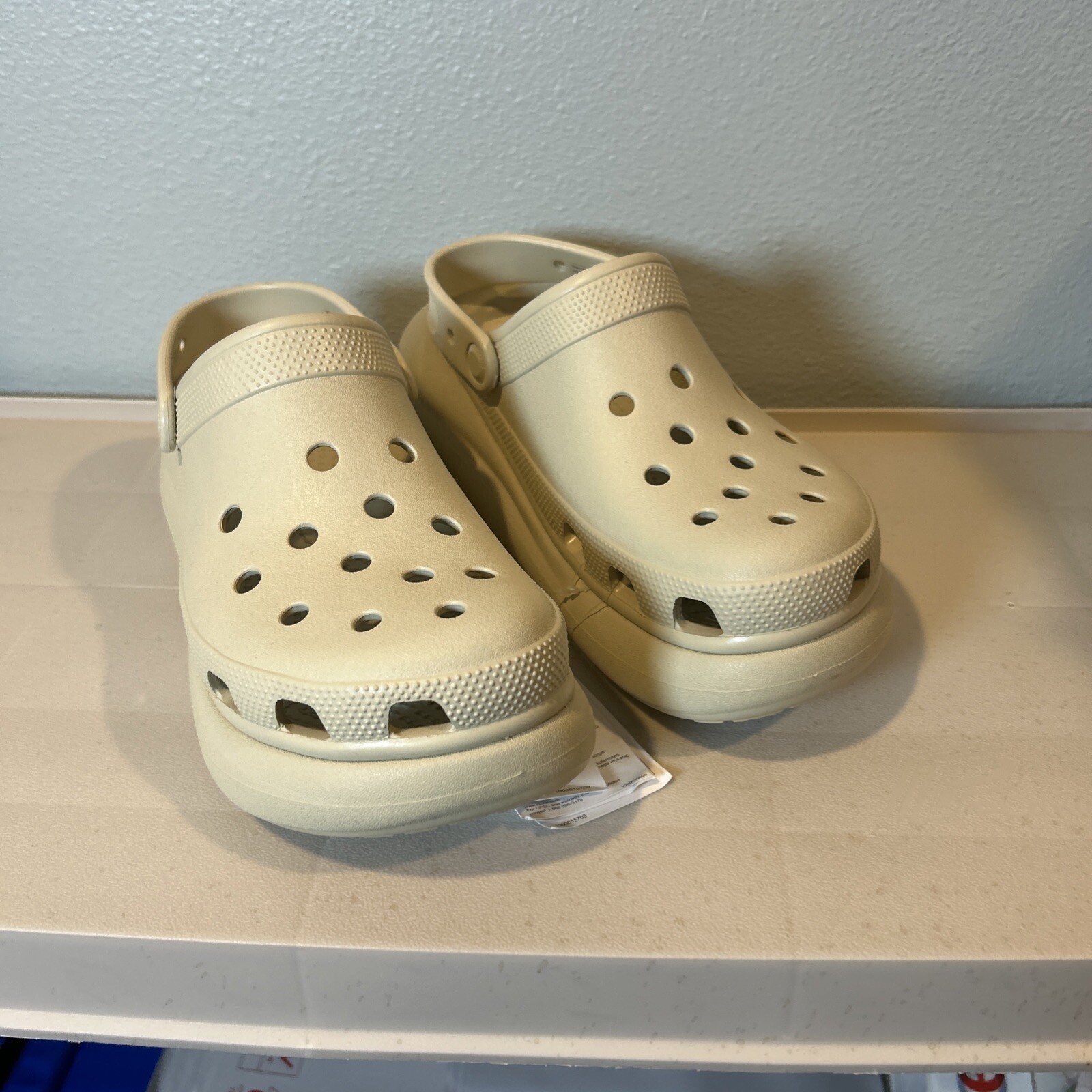 Crocs Classic Crush Clog Women’s Size 9 Bone Beige Khaki Platform Mens 7