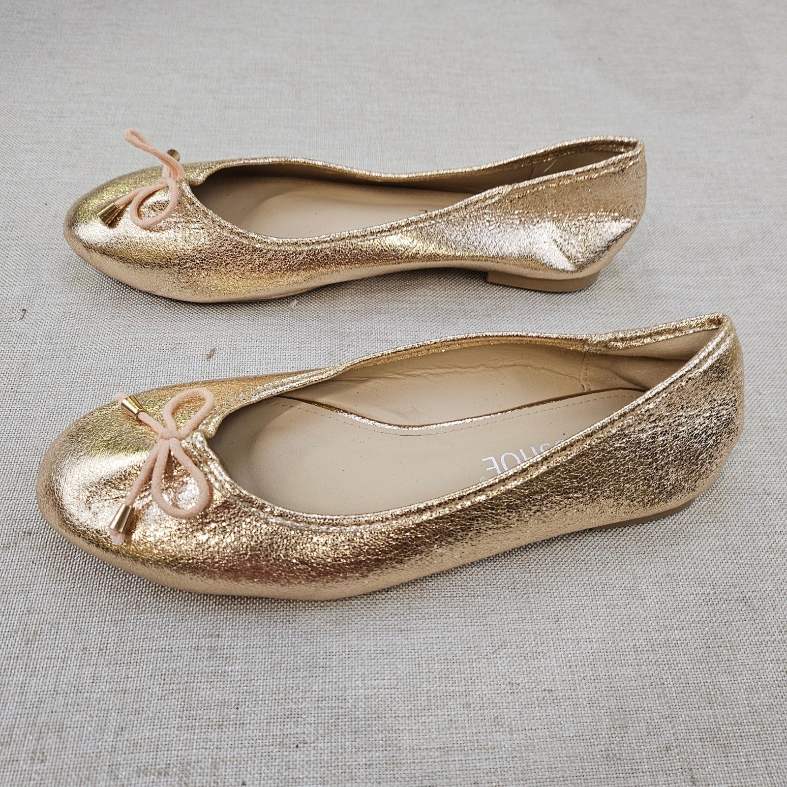MUSSHOE Womens Metallic Gold Ballet Flats Round Toe Bow Slip On Shoes Size 8