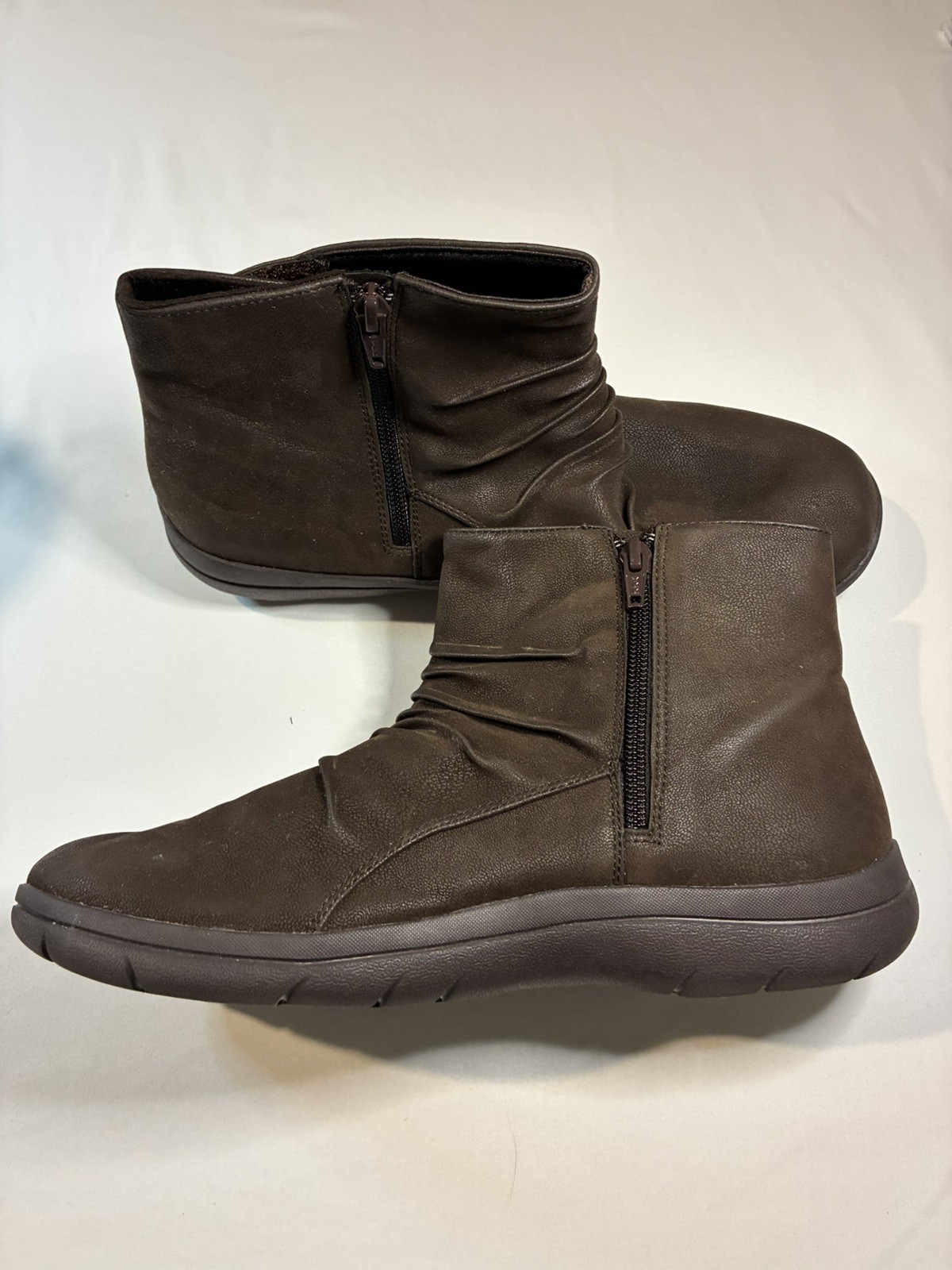 Skerchers Brown Winter/Fall Ankle Boots Size 10