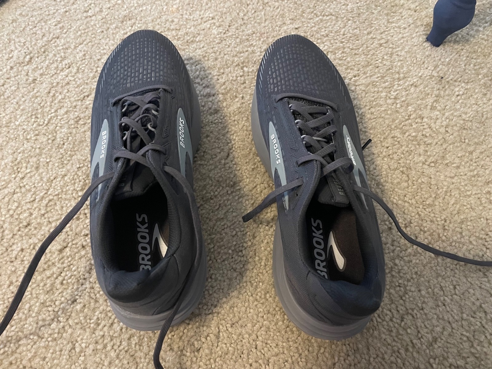 2025 Brooks Revel 8 Men’s Size 10.5