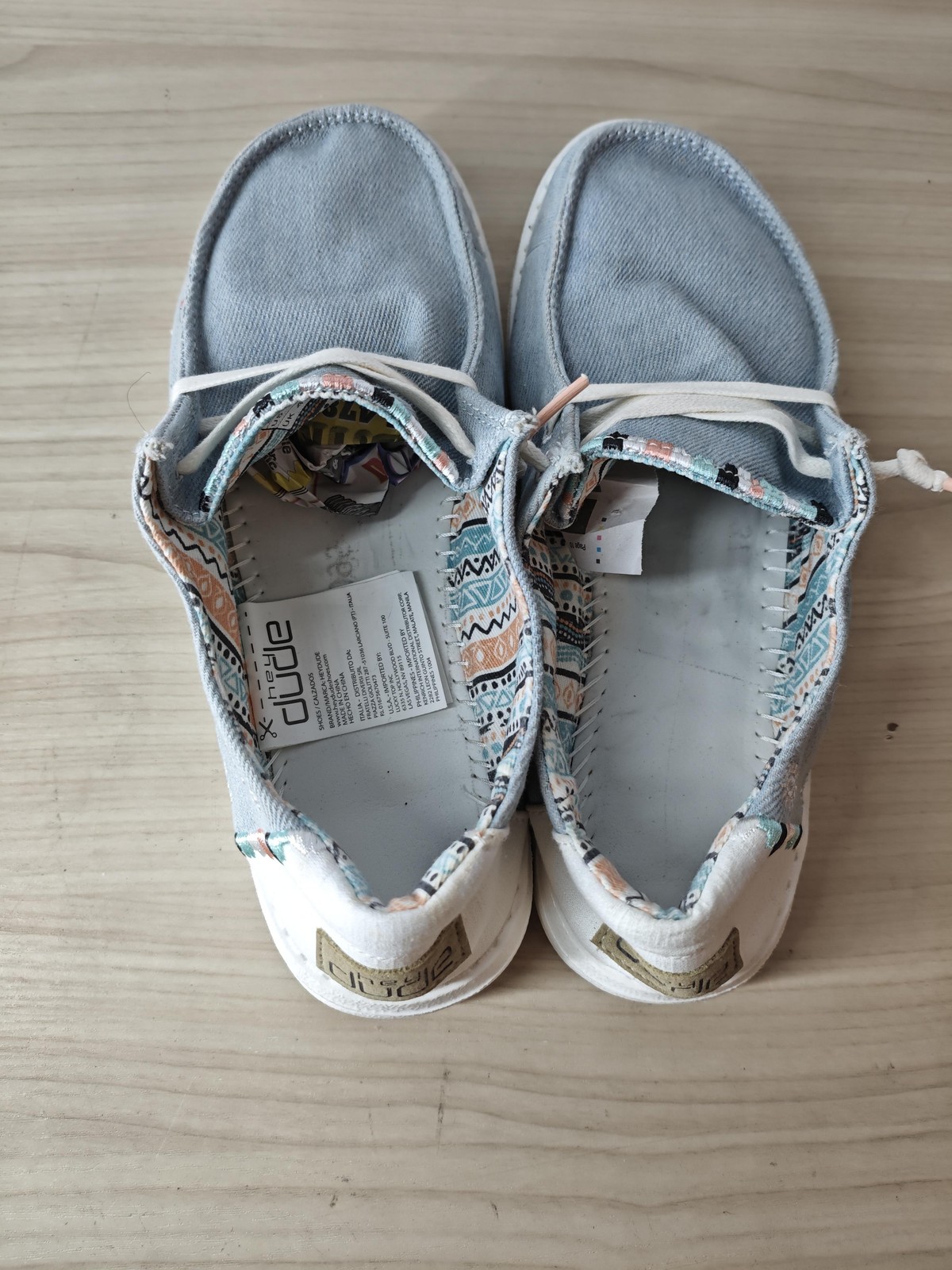 Hey Dude Wendy Shoes Womens Size 6 Light Denim Boho Slip On Canvas Loafers EU 37