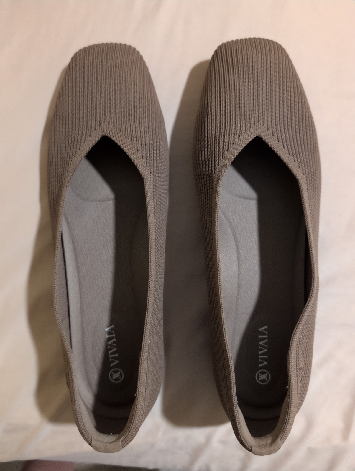 Vivaia Women’s Flats Taupe Square Toe Wide 11