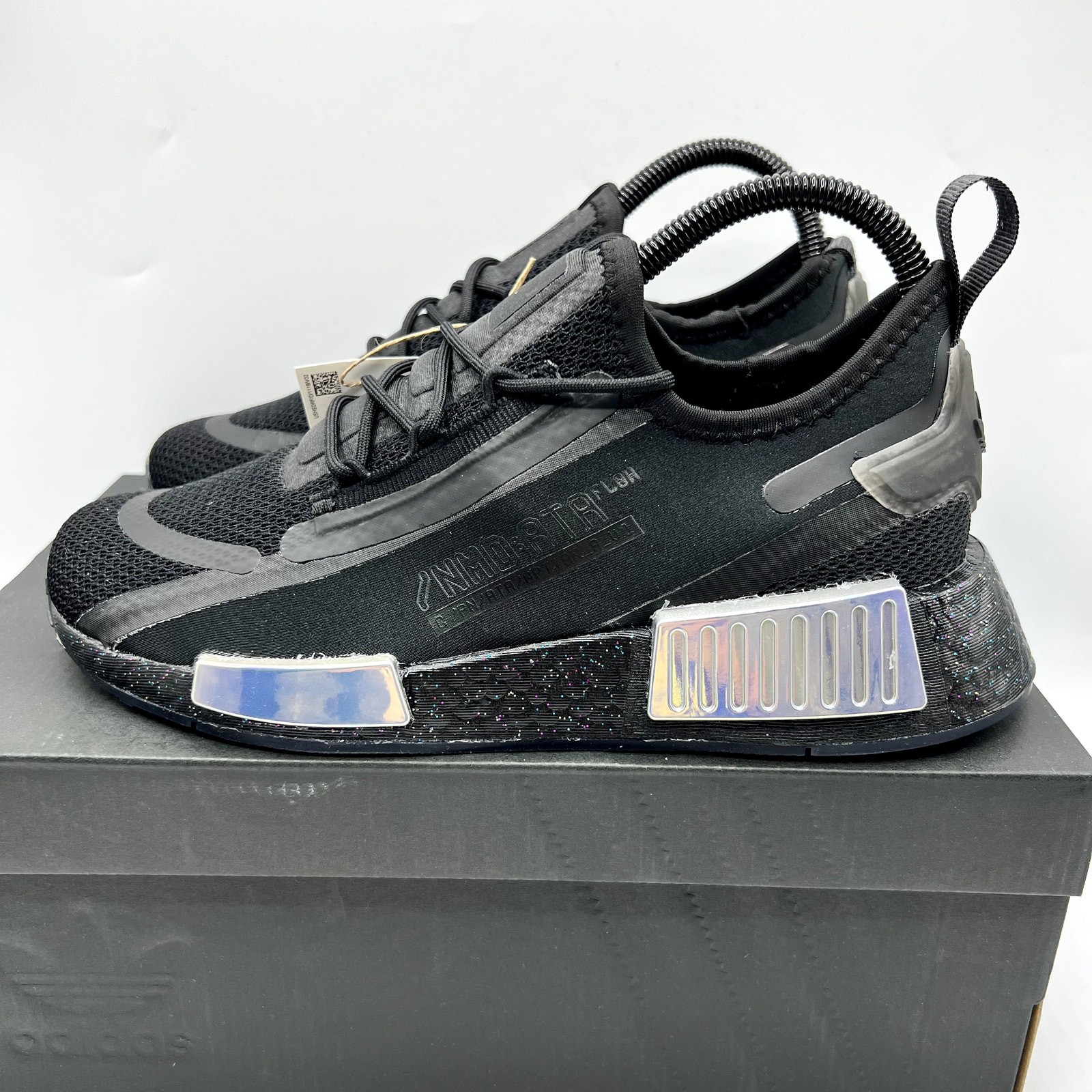 NEW Adidas NMD_R1 Spectoo Women’s Shoes Size 6 Sneakers Black Reflective GZ9288