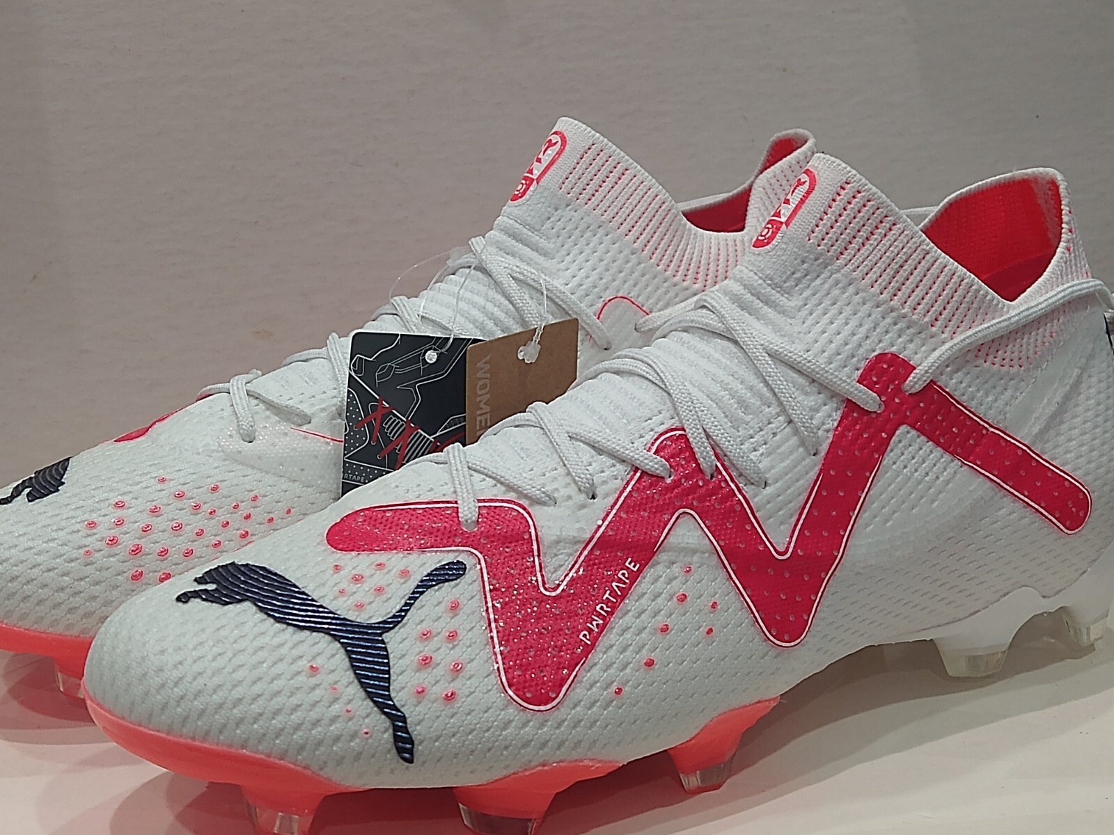 Puma WOMEN’S Future Ultimate FG AG Soccer – Size: 10.5 – 107356 01 – White / Red