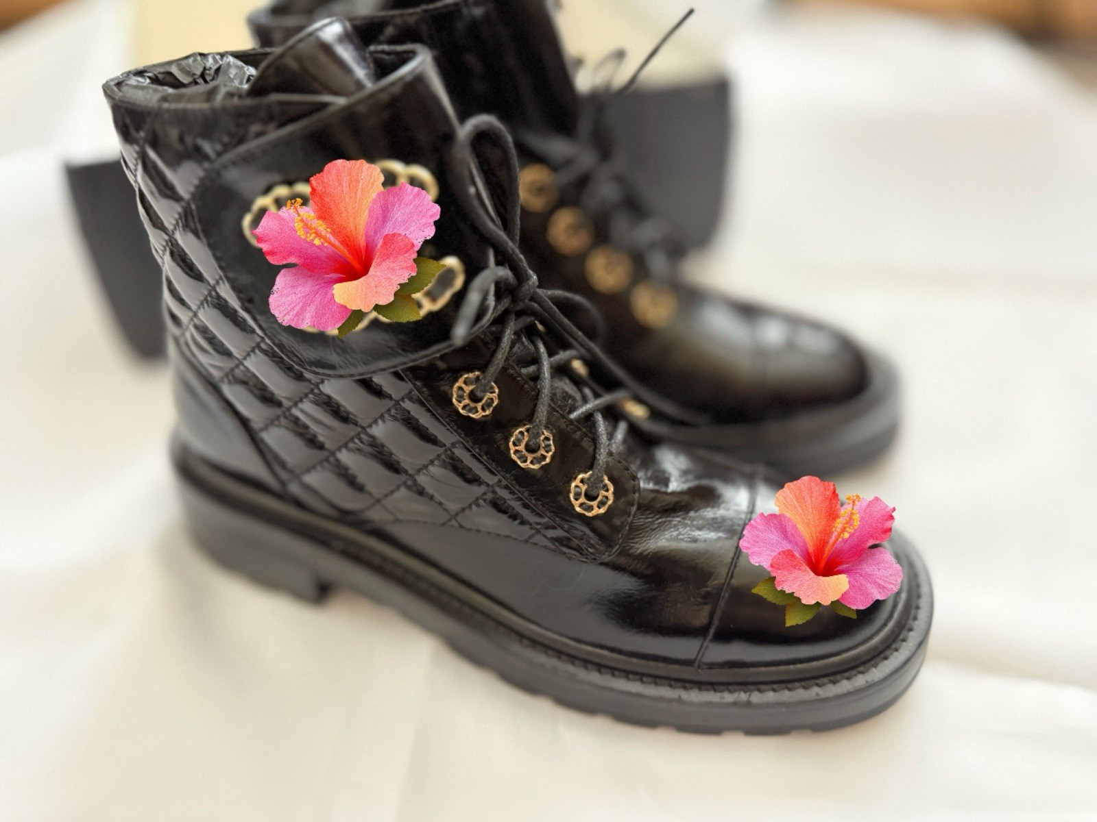 New Black Quilted Leather Lace-Up Ankle Boots Women’s EU 39 With Box