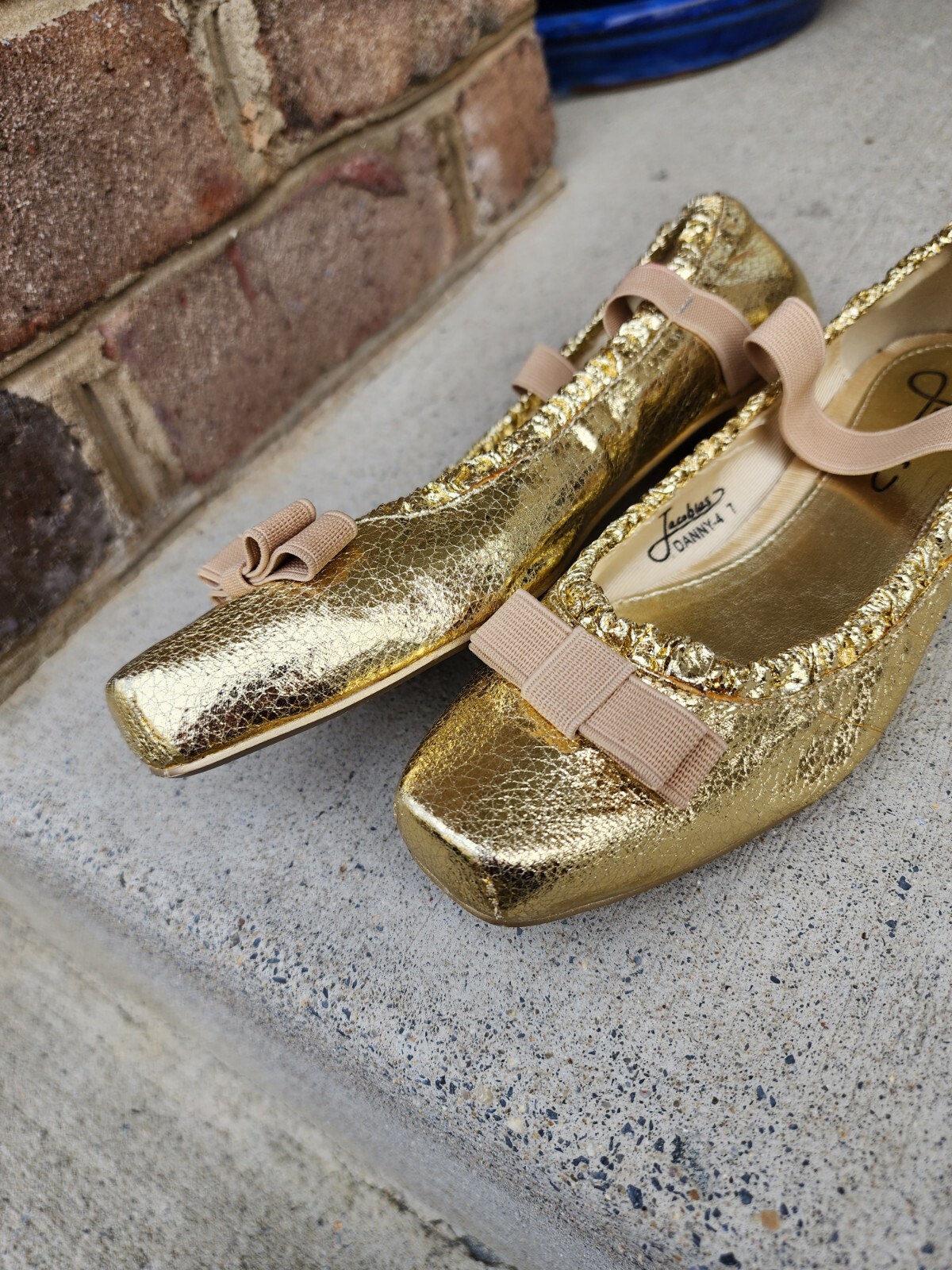 Womens Metalic Gold Tone Shoes!