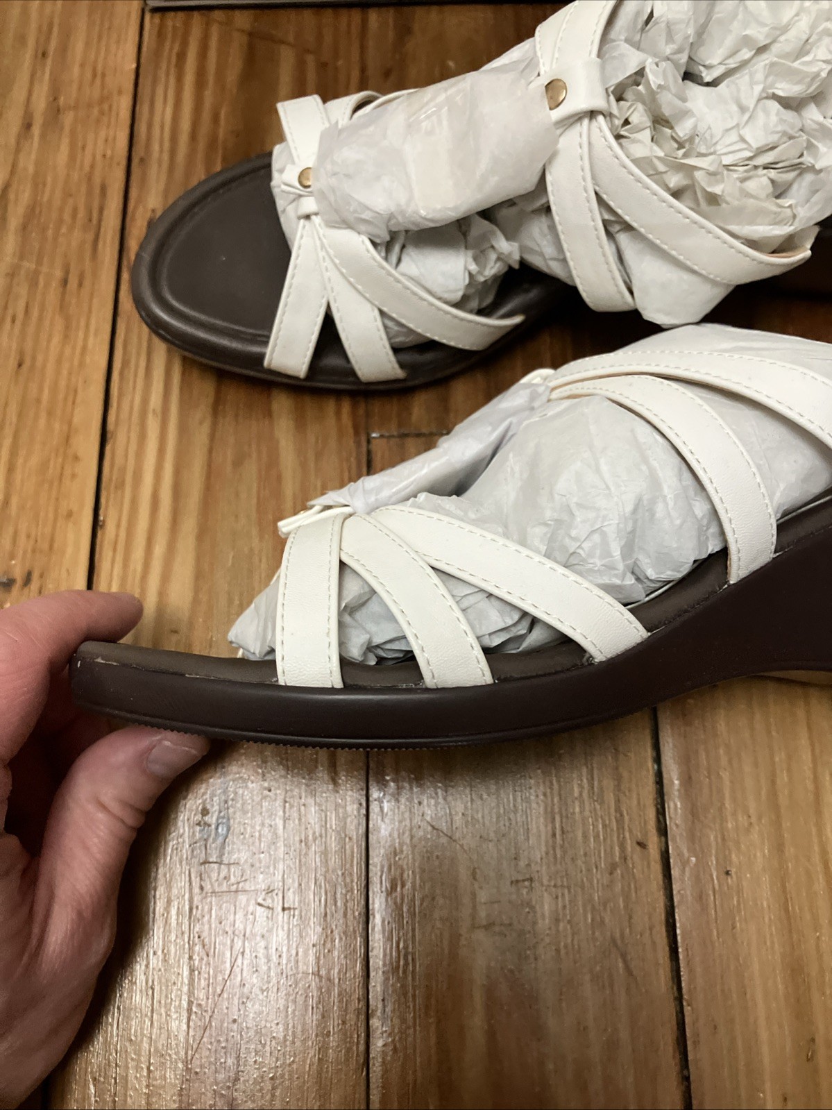 New Women’s Bellini Trance White Size 8.5 W 21130-20 New Box Is Missing Lid