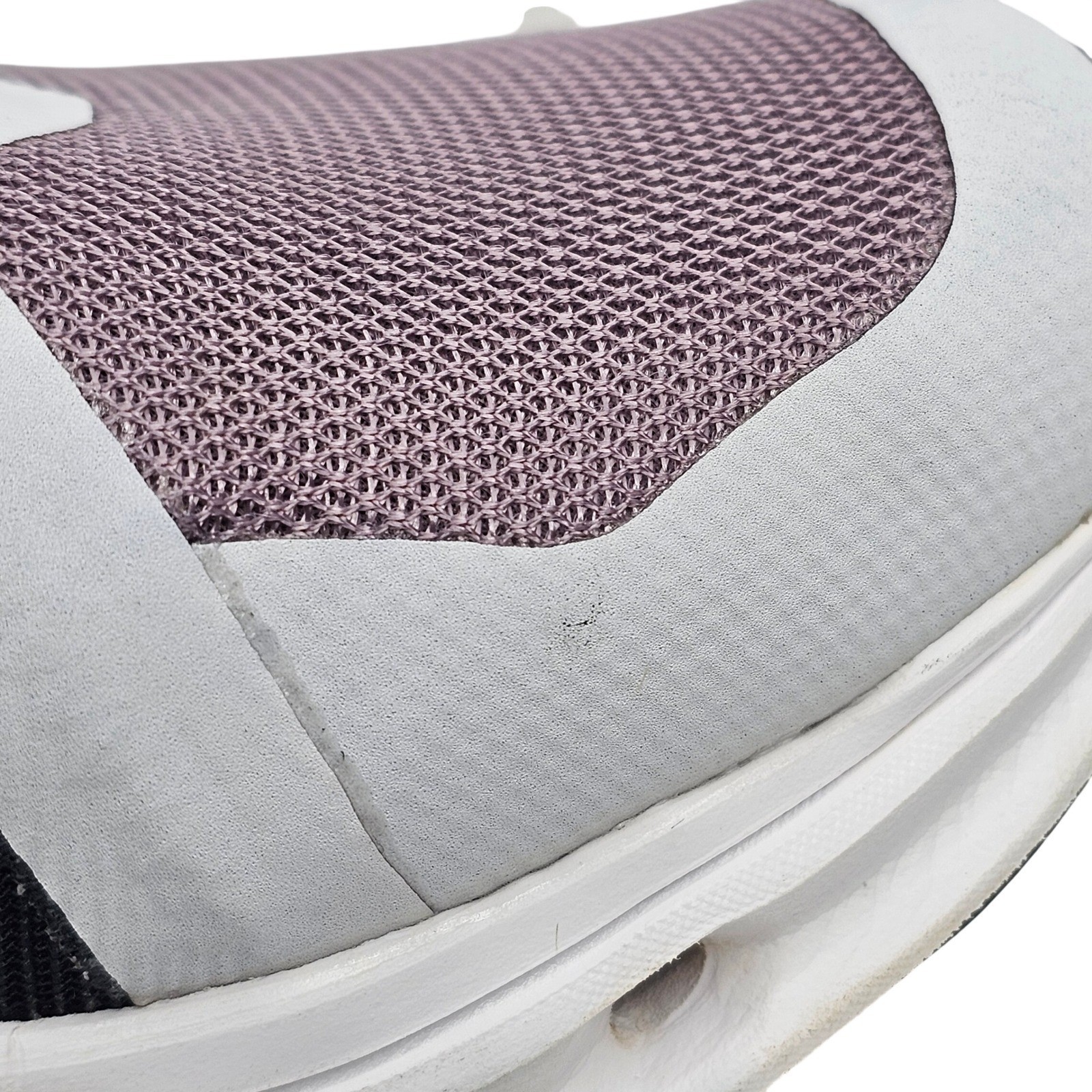 On Cloud Women 9 Lavender Cloudrunner Road Running Shoes 46.98641