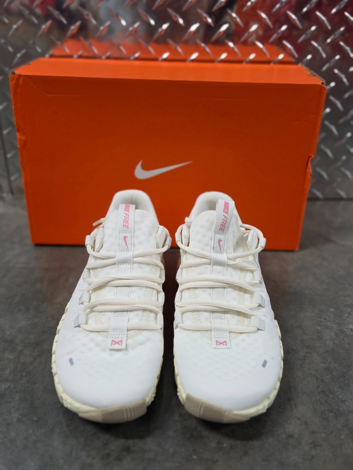 Nike Free Metcon 5 Women’s 7 Men’s 5.5 Sail Sanddrift Training Shoes DV3950-100