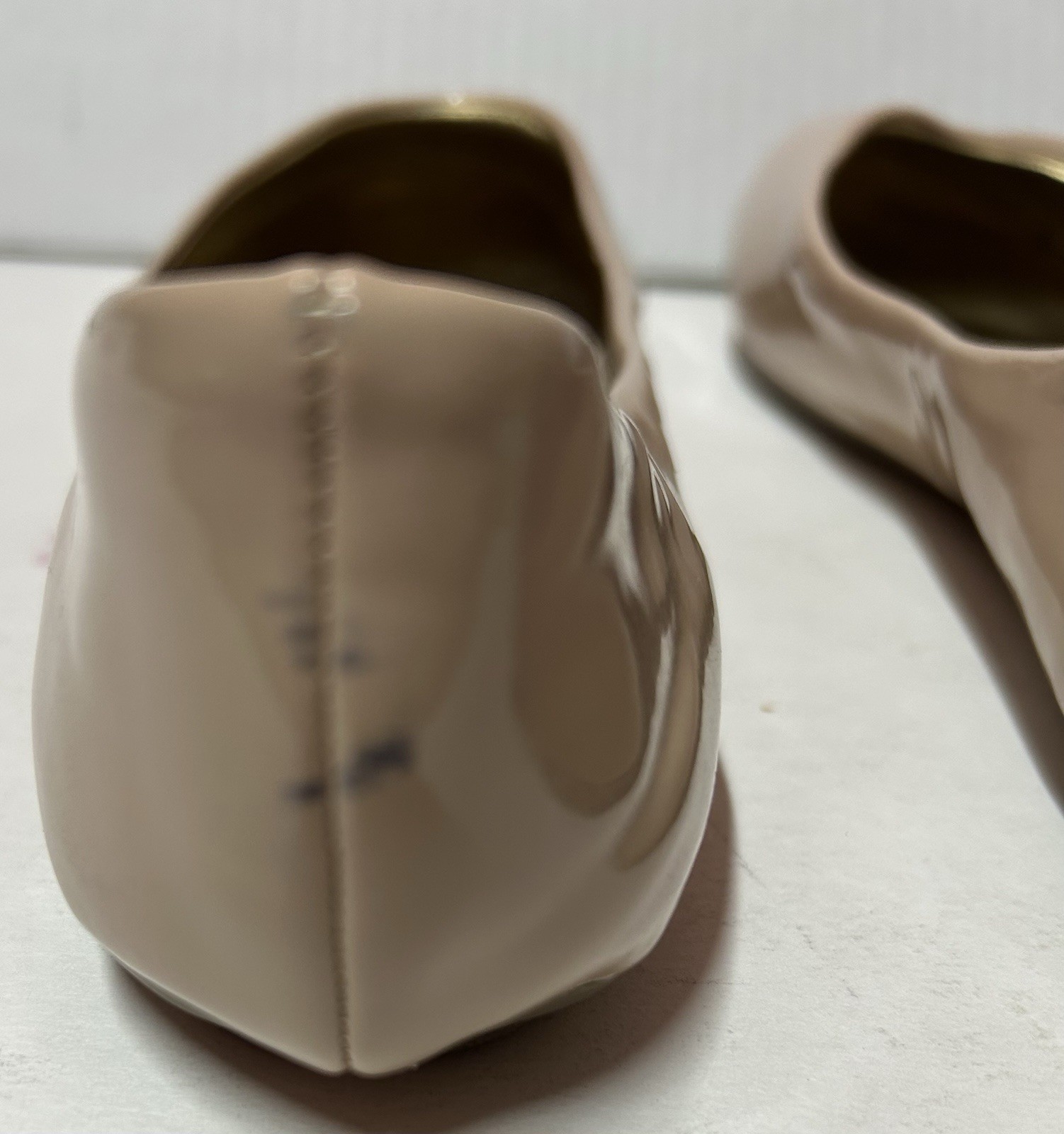 Xhilaration Target Patent Nude Beige Flats Size 9 EUC