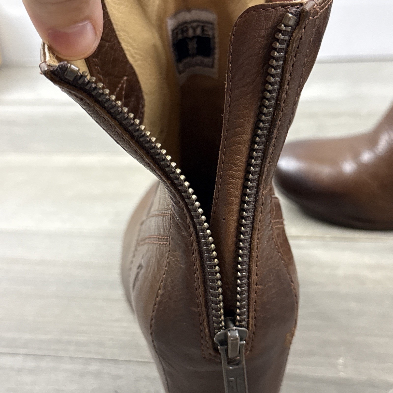 Frye Carson Covered Wedge Ankle Bootie Boots Zip Cognac Brown Leather 8.5 M