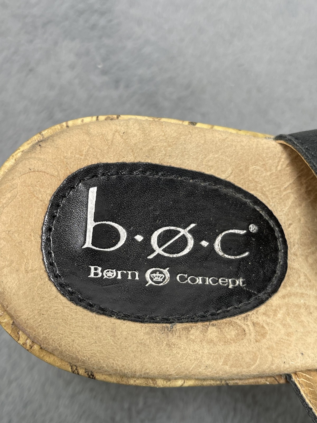 B.o.c Sandals Womens Size 9 Black Faux Leather Strappy Wedge Platform C67403