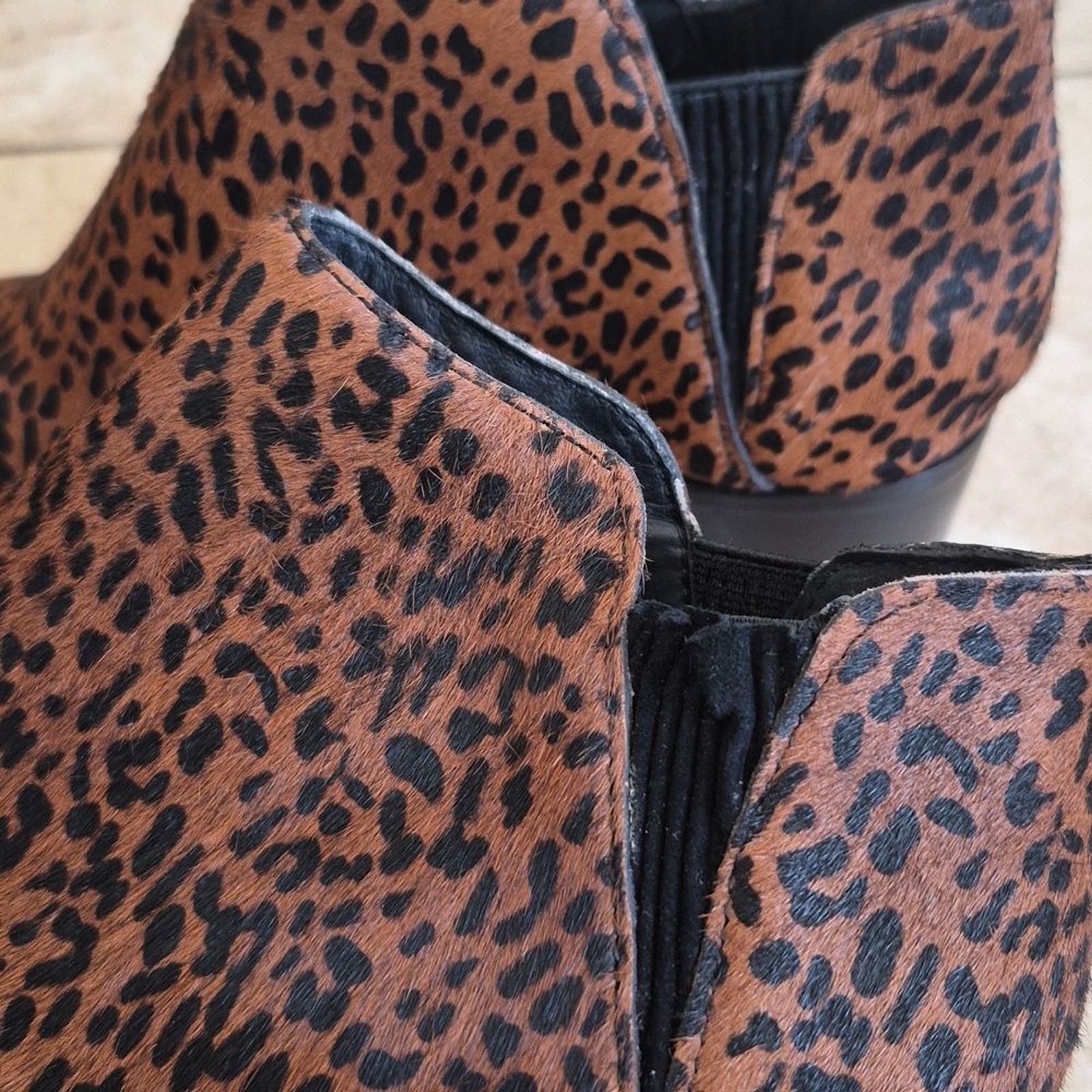 Sanctuary Revel, genuine Calf hair/fur, Animal Print, Booties Sz 8.5