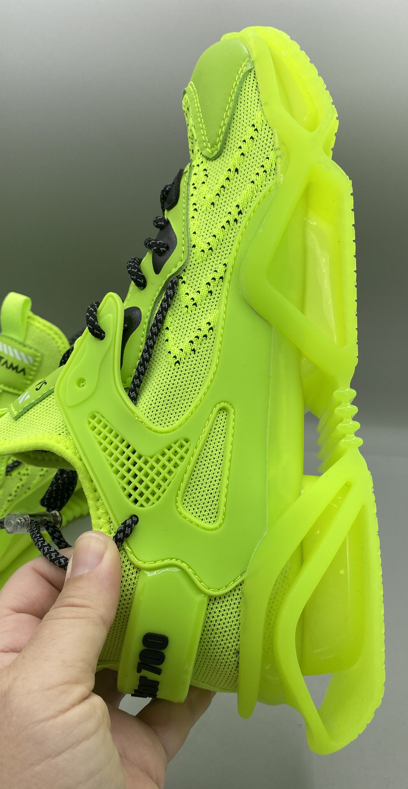 SAKITAMA Running Shoes Sneakers Casual Shoe Athletic Yellow Neon NEW 8.5M 11W