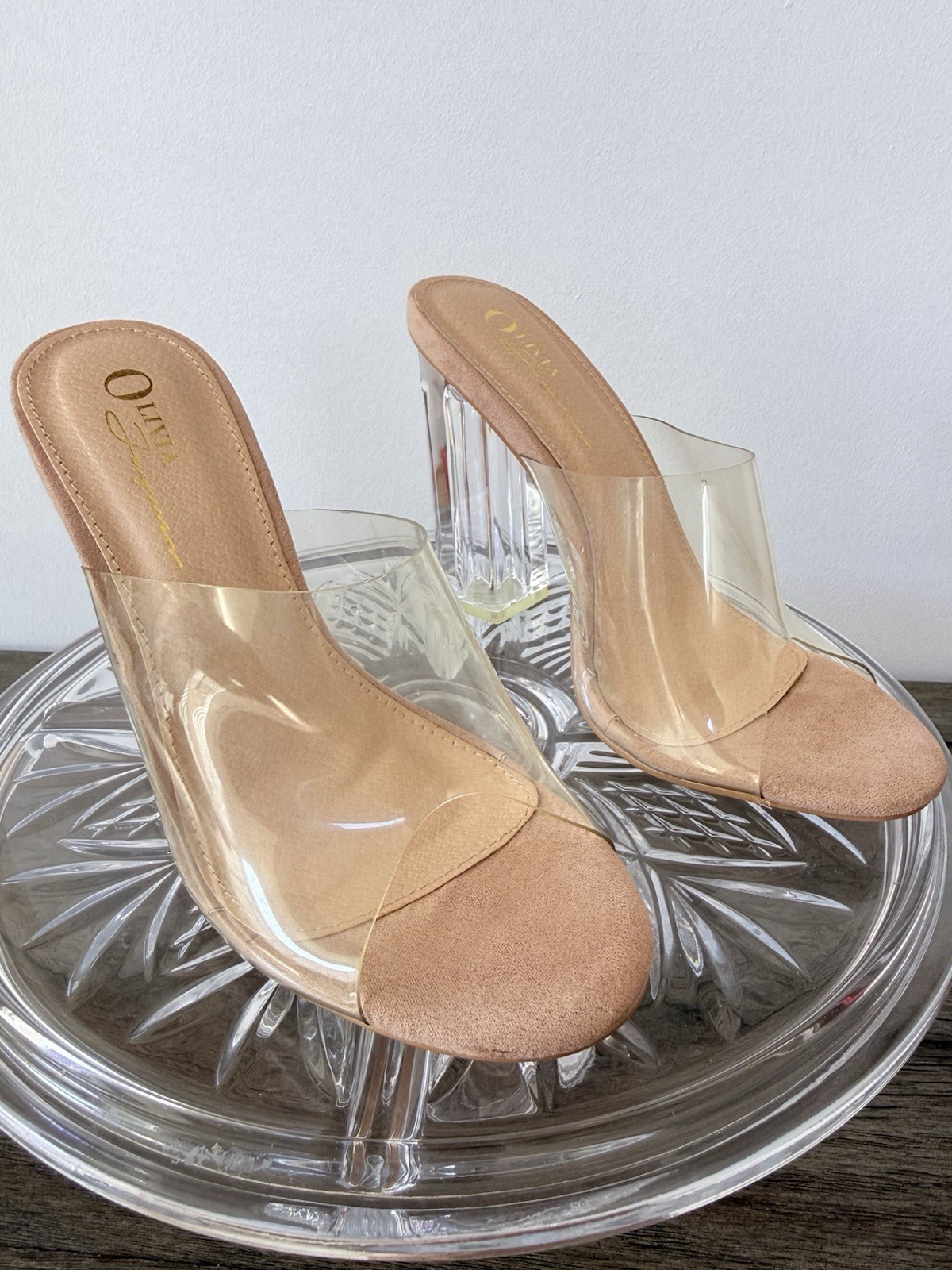 Olivia Jaymes Nude Clear PVC Block Heel Mules Size 7 Transparent Chunky Trendy