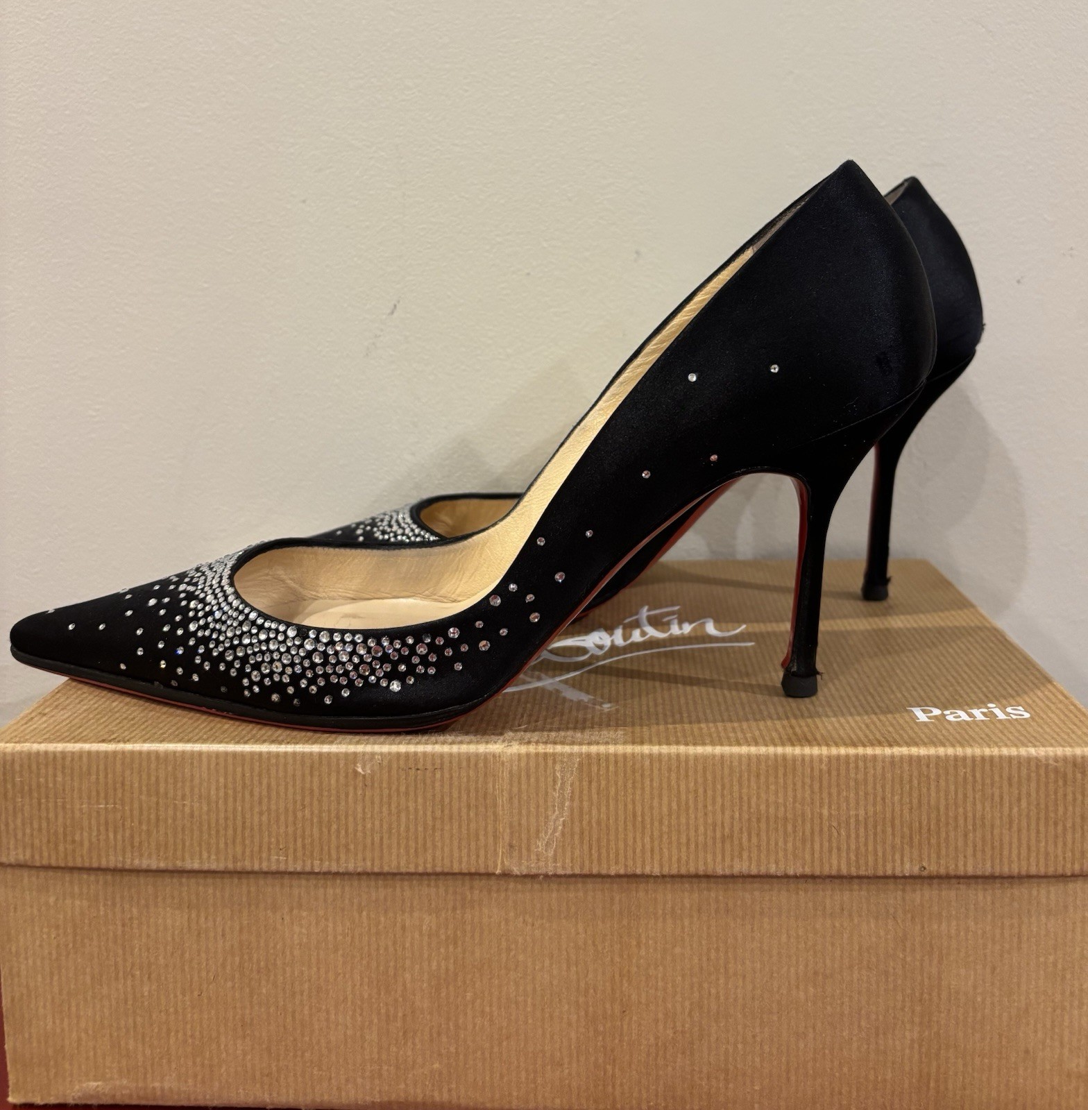 Christian Louboutin Black Crepe Heels Swarovski Crystals Decolstrass 39.5