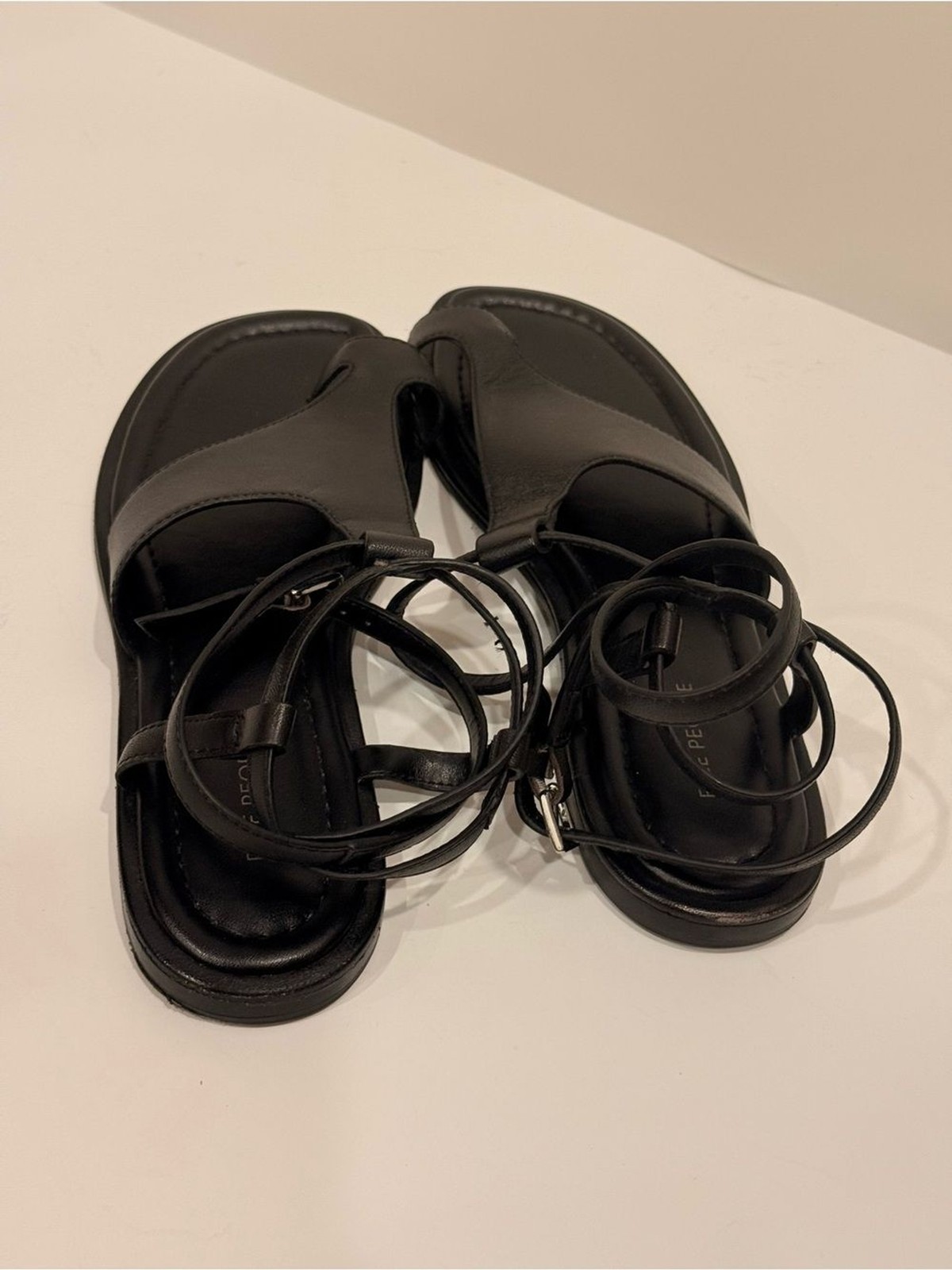 NWOB Free People Black Strappy Ankle Wrap Leather Ankle Sandals Size 8.5