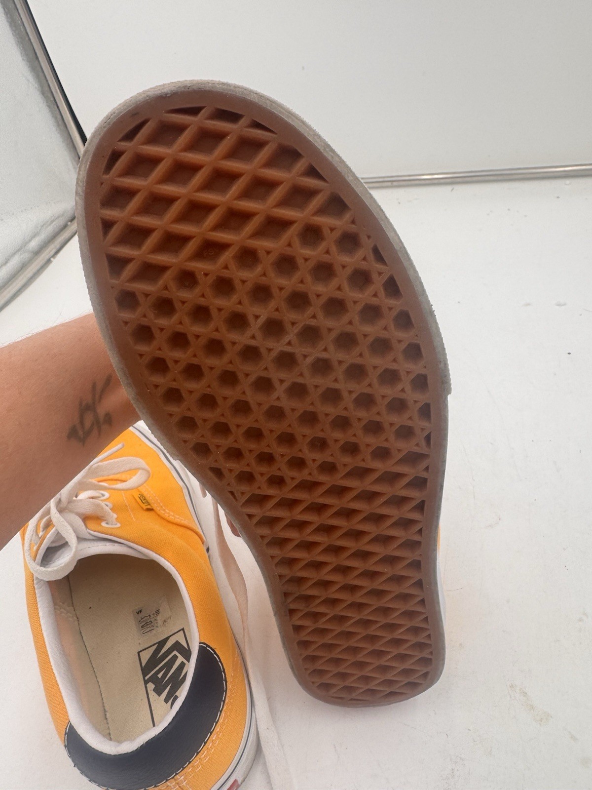Size 7.5 Mens Size 9 Women – VANS Authentic Orange Sneaker Skater Rock Grunge