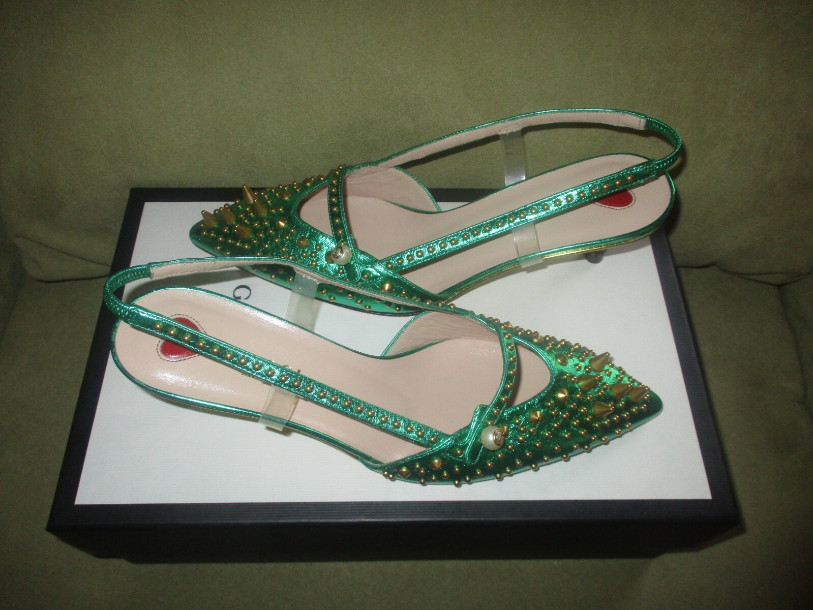 $1410 Gucci Unia Metallic Spike Studded Pearl Sandals Bamboo Heels 36 US 6 NEW