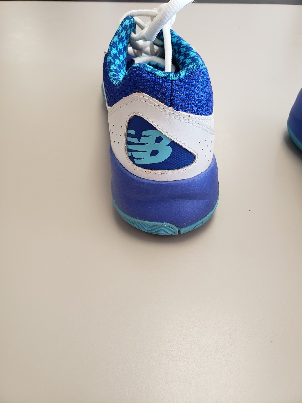 Blue, white, & turquoise sz 7 New Balance Sneakers