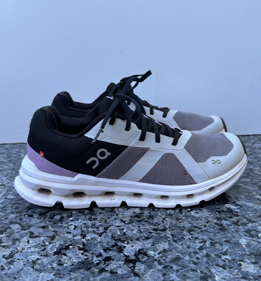On Running Cloudrunner White Heron Shoes Women’s US 8.5 Grey Lavender Athletic