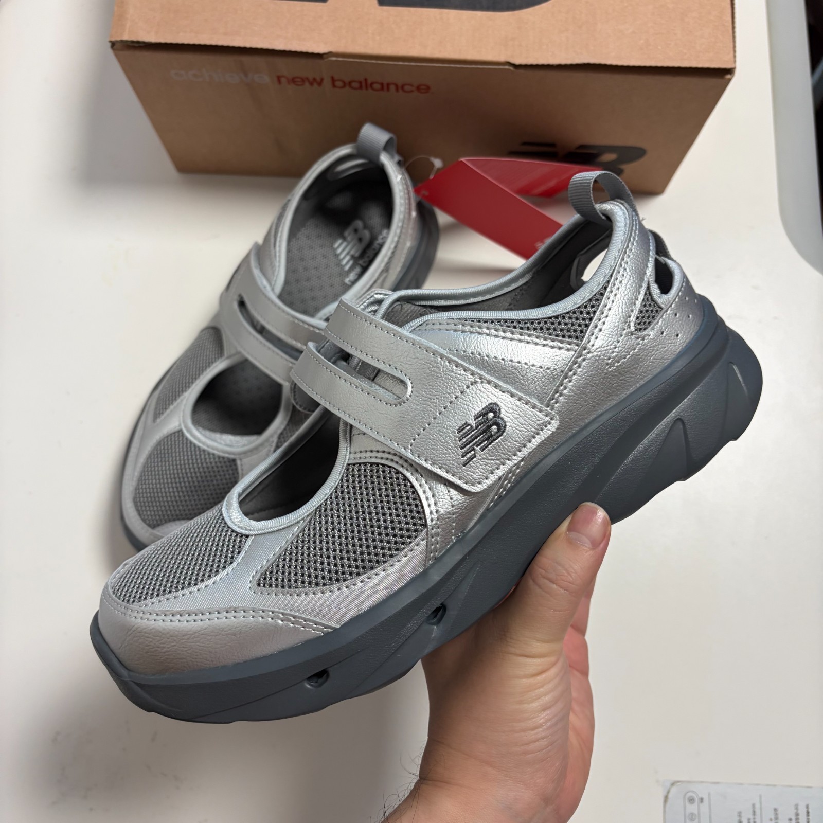 New Balance Breeze Womens Mary Jane Sneakers 26SS Silver SD2202SG2