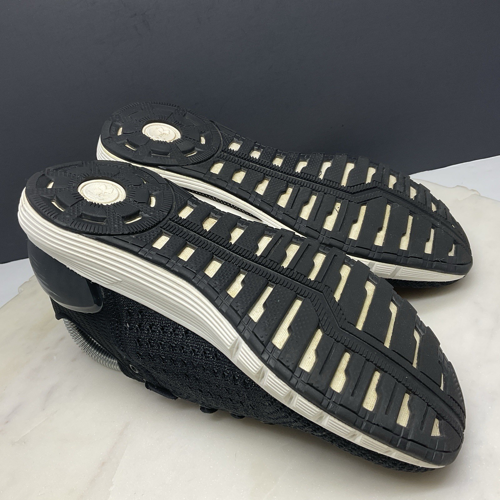 Under Armour Hovr Sonic CT 1.1 Running Shoes Womens Size 7 Black Sneaker 3022754
