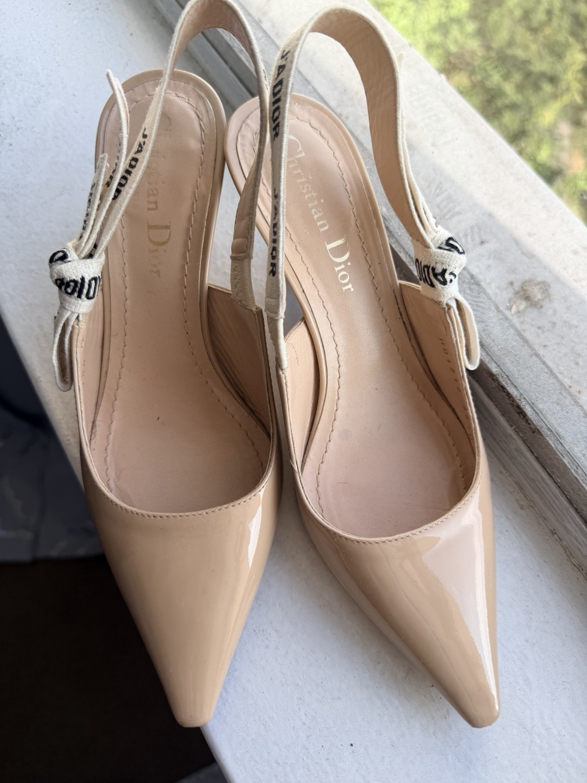 Christian Dior Beige Patent Leather Slingback Pointed Toe Logo Heels 4.5