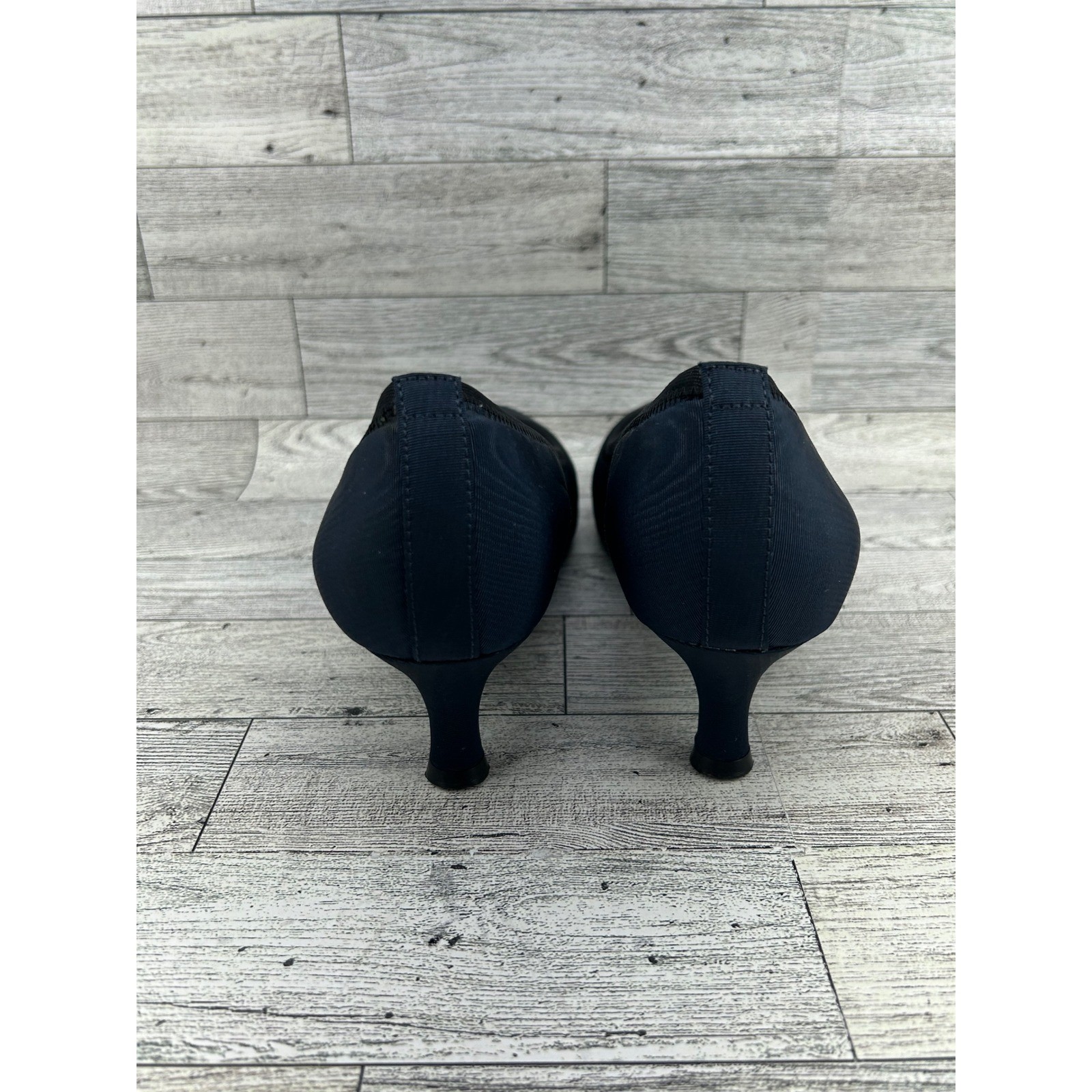 Rockport Total Motion Navy Blue Pointed Toe Heel Pumps Classic Business Casual