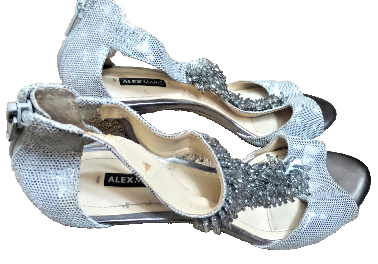 Alex Marie Silver Shimmer Crystal T-Strap Hills Size 7M New No Box Zip Closure