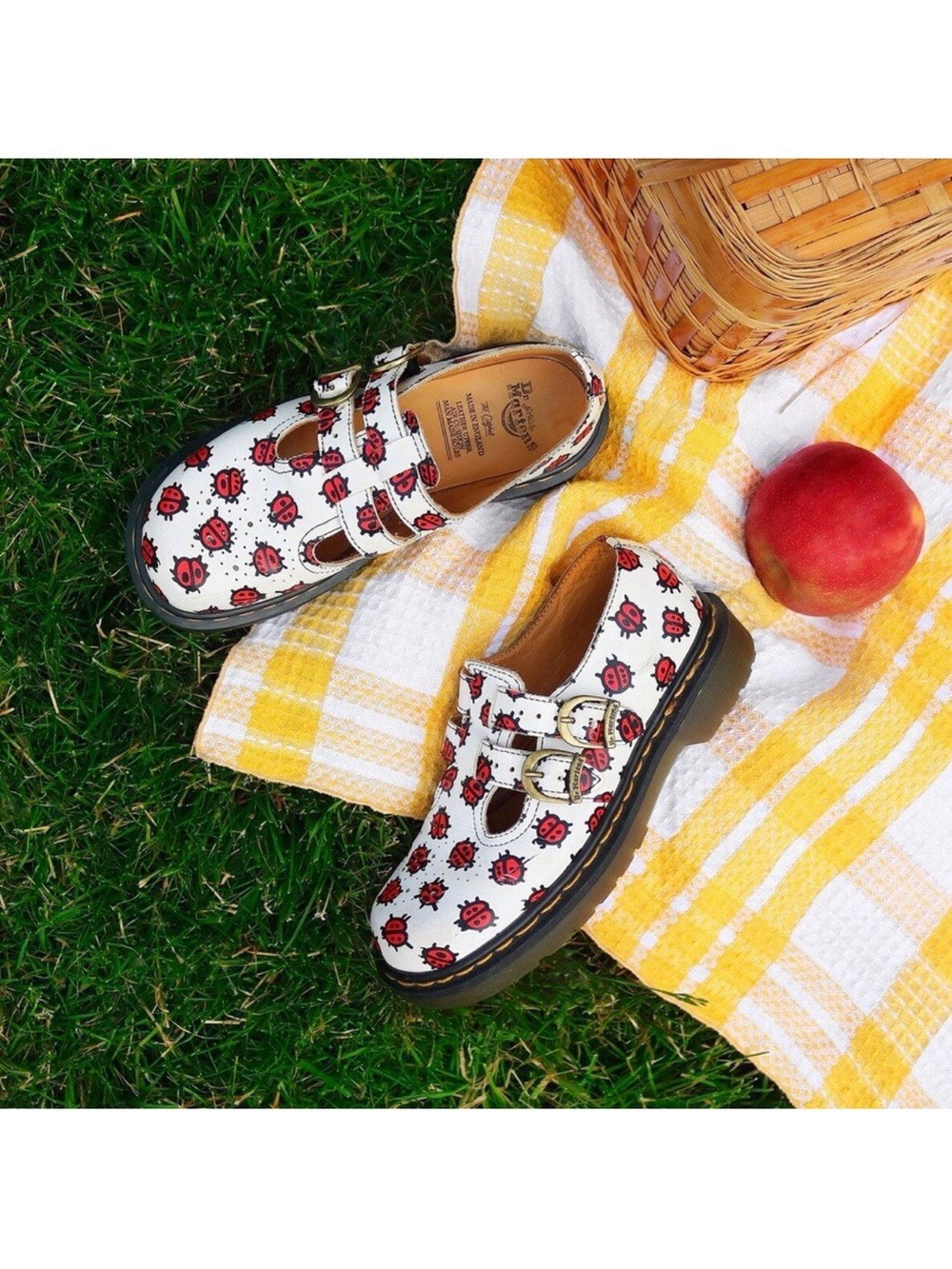 Dr. Martens 8065 Ladybug Print Mary Jane England UK 5 GUC