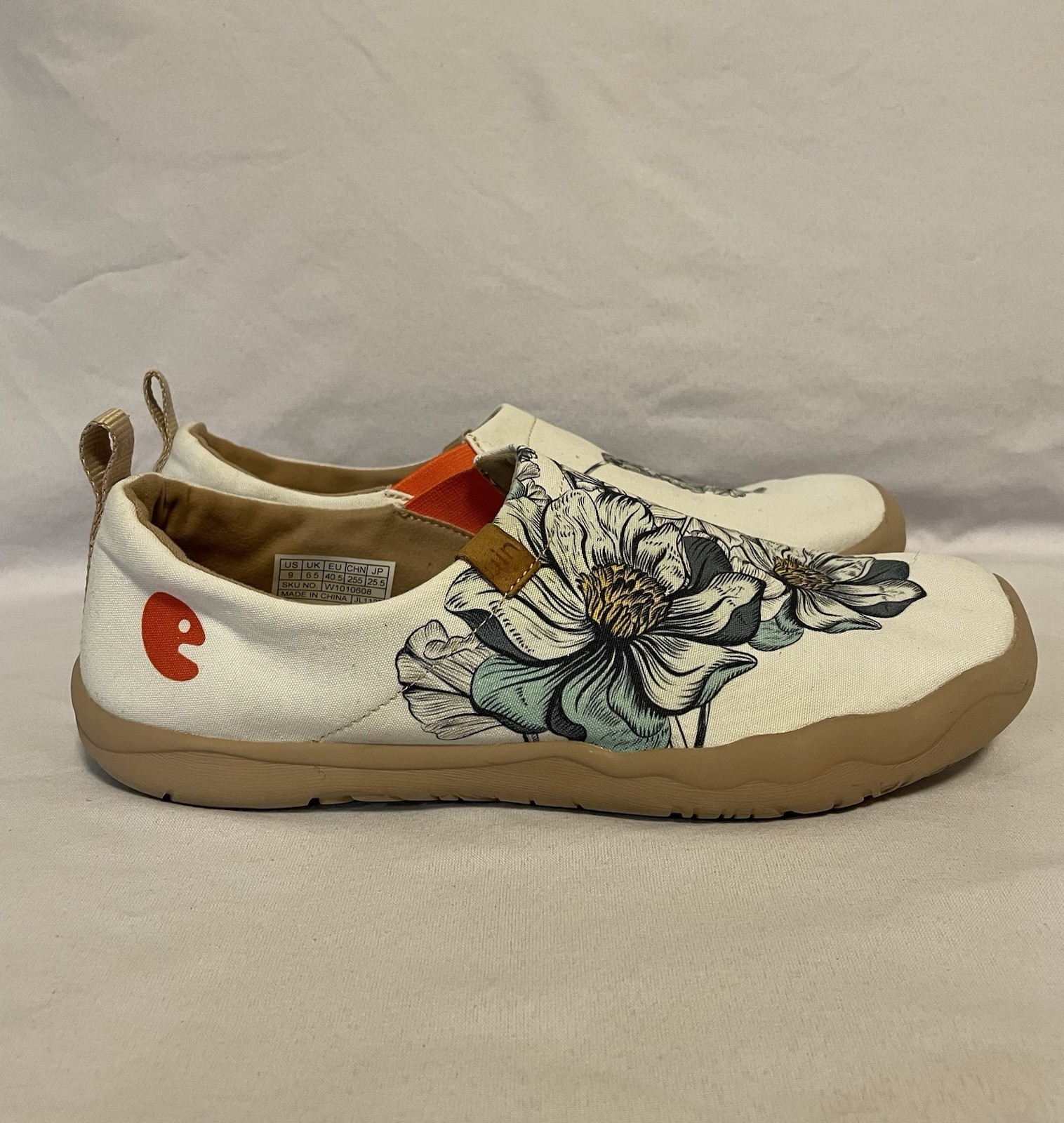 UIN Women’s Toledo Art Painted Travel Shoes Slip On Casual Loafers Sz 9 Floral