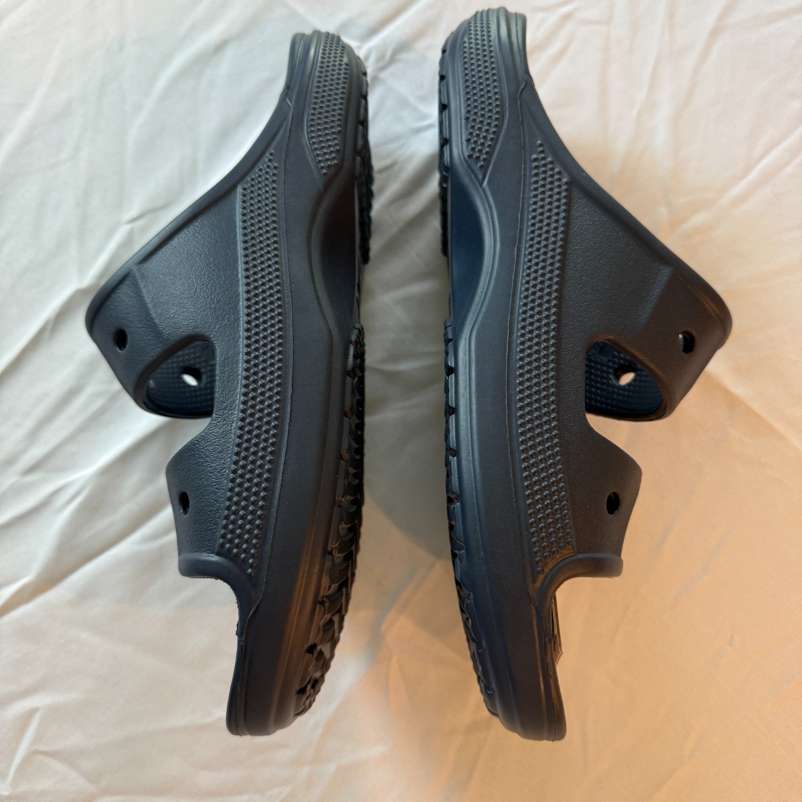 Crocs Iconic Baya Classic Sandals in Dark Navy M7/W9 NWT Original Packing (B-68)