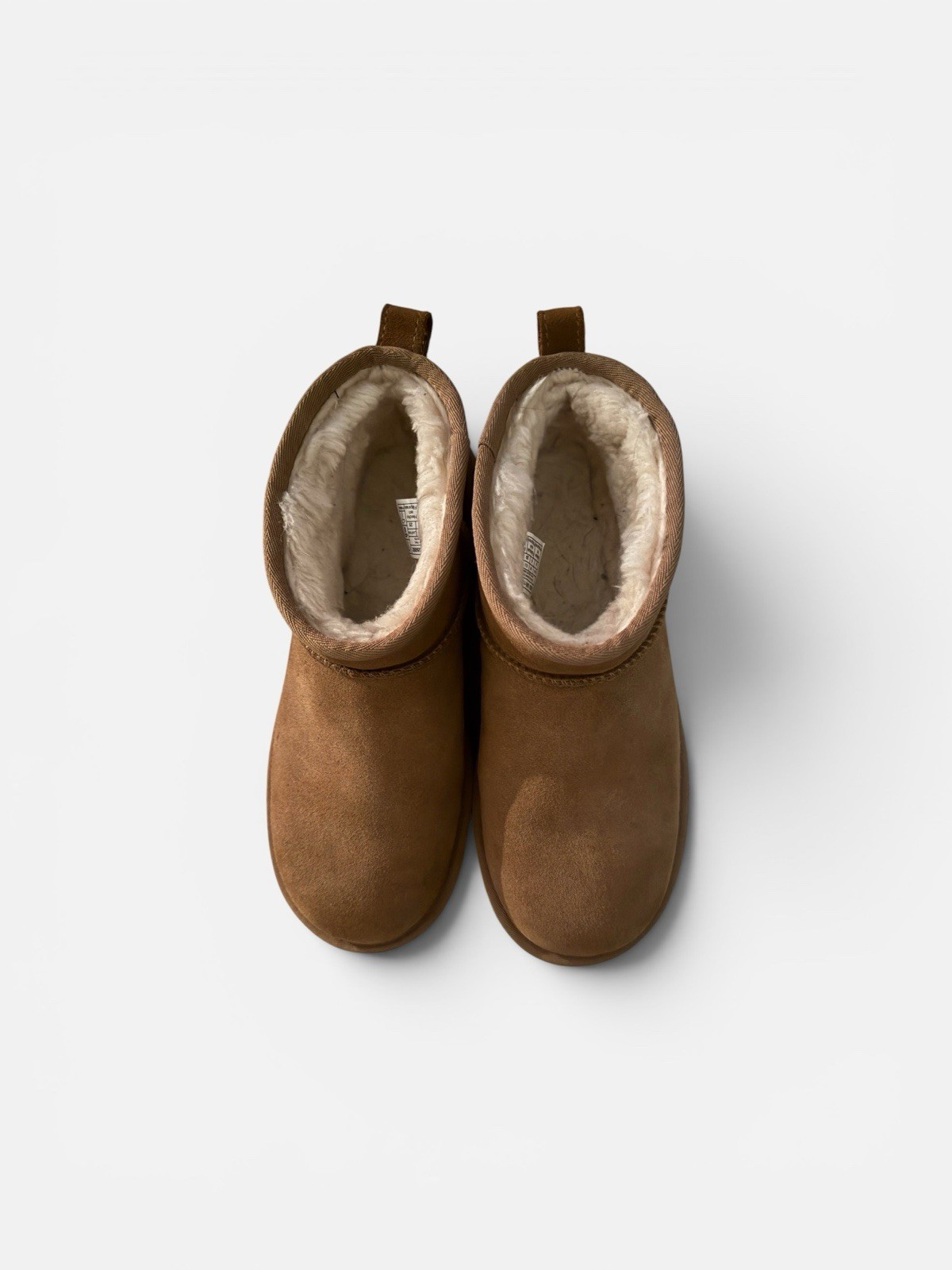 UGG Women’s Classic Ultra Mini Platform – Chestnut (1135092) Size 8 Women’s