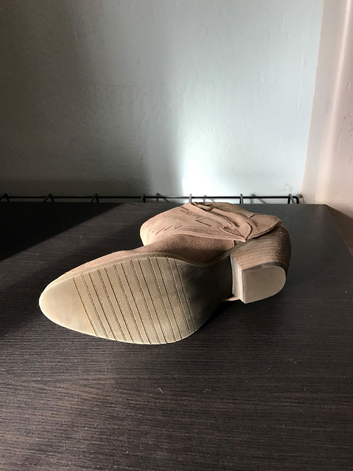 *ITEM NOT AVAILABLE AT THIS TIME**New Women’s Suede «Spirit» Western Boots, 10M 