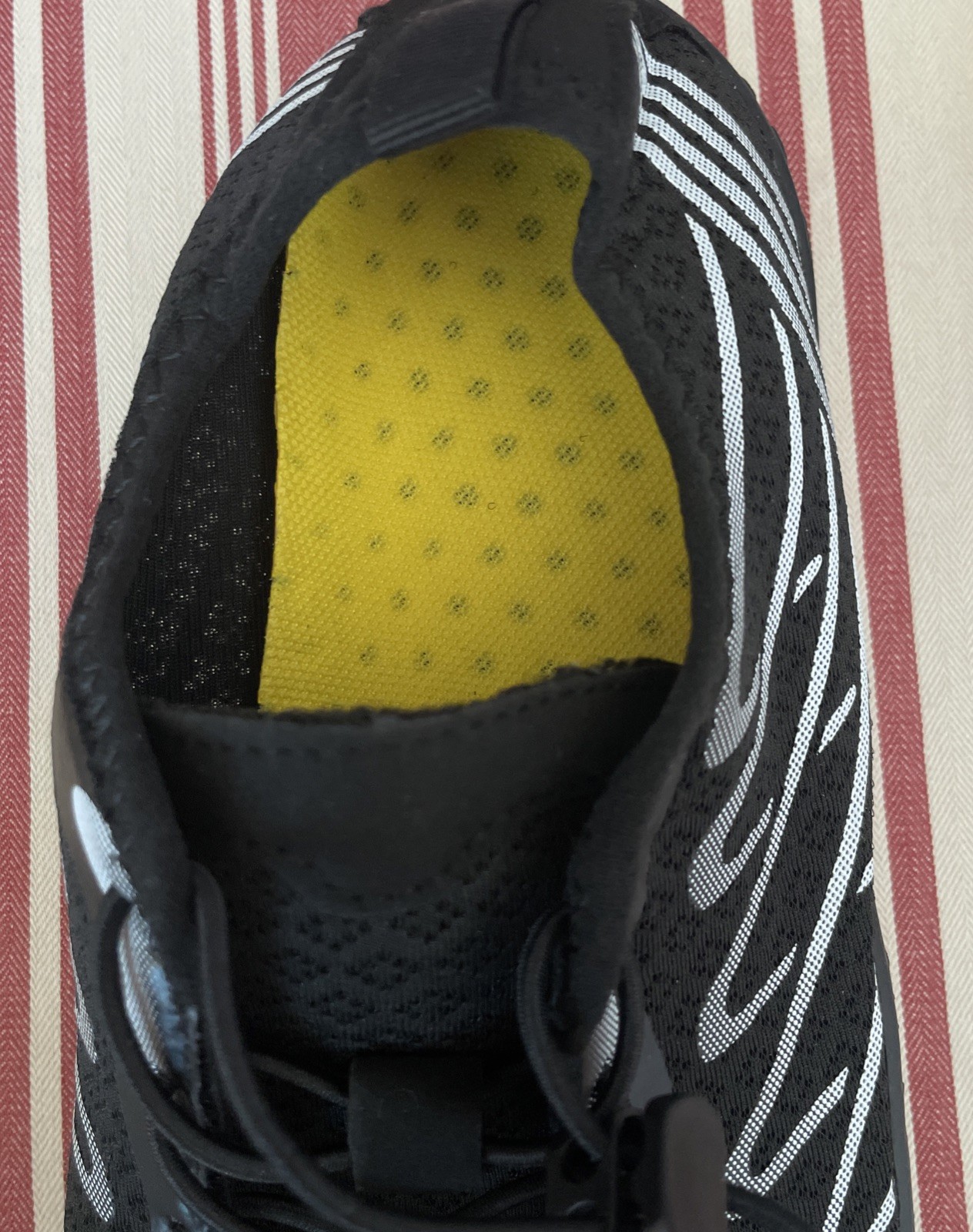 BAREFOOT womens shoes sneakers Sz 39 (EU) BLACK NEW (8-8.5/US 9.9” Foot Length)