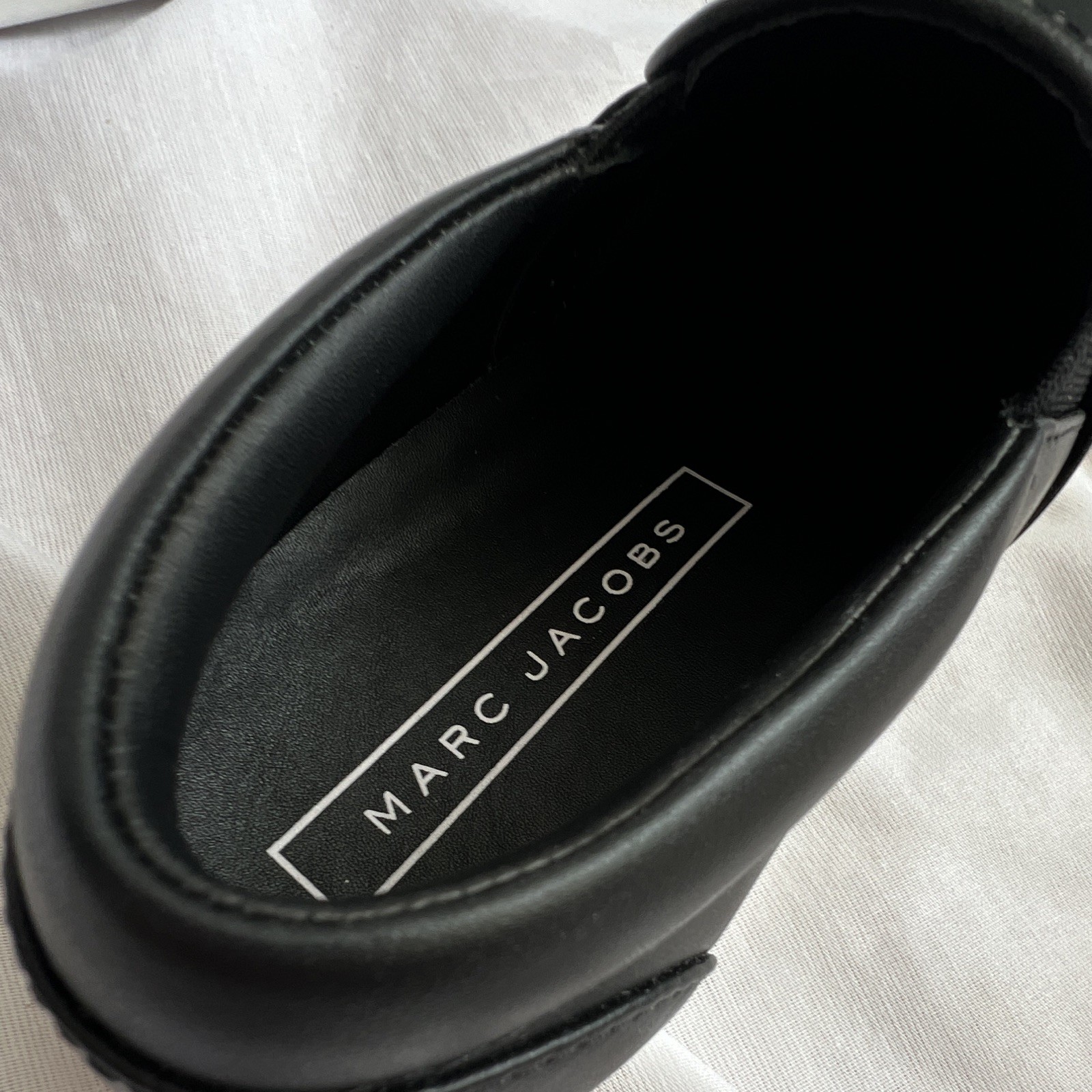 NEW 100% LEATHER Marc Jacobs Women’s Black Slip-On Rhinestone Sneakers $250