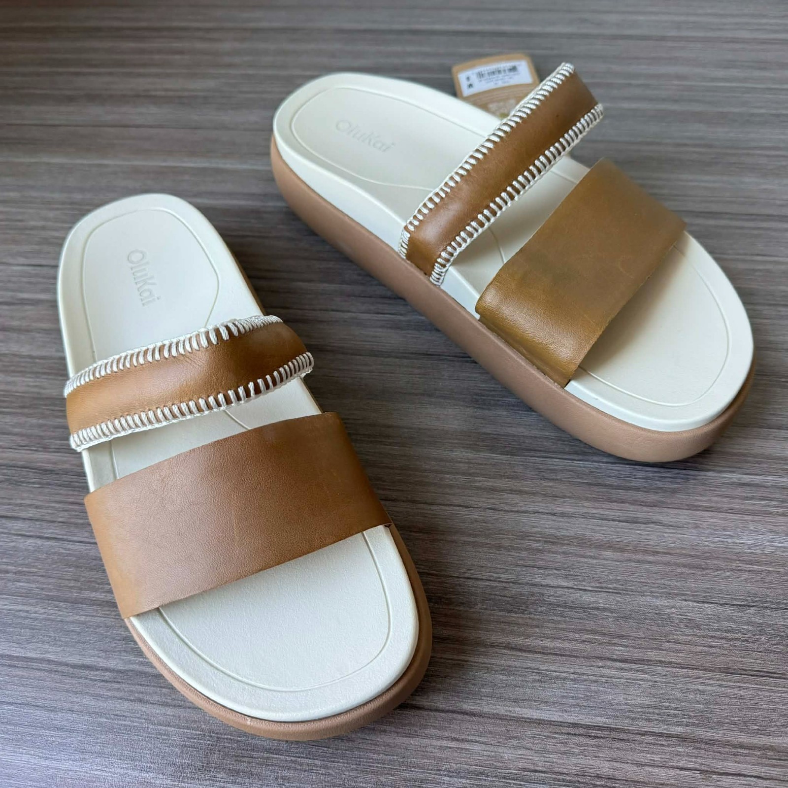 Mismatch OluKai Women’s Pae Slide Sandals US Size 7 Right, 8 Left $100 in Tapa