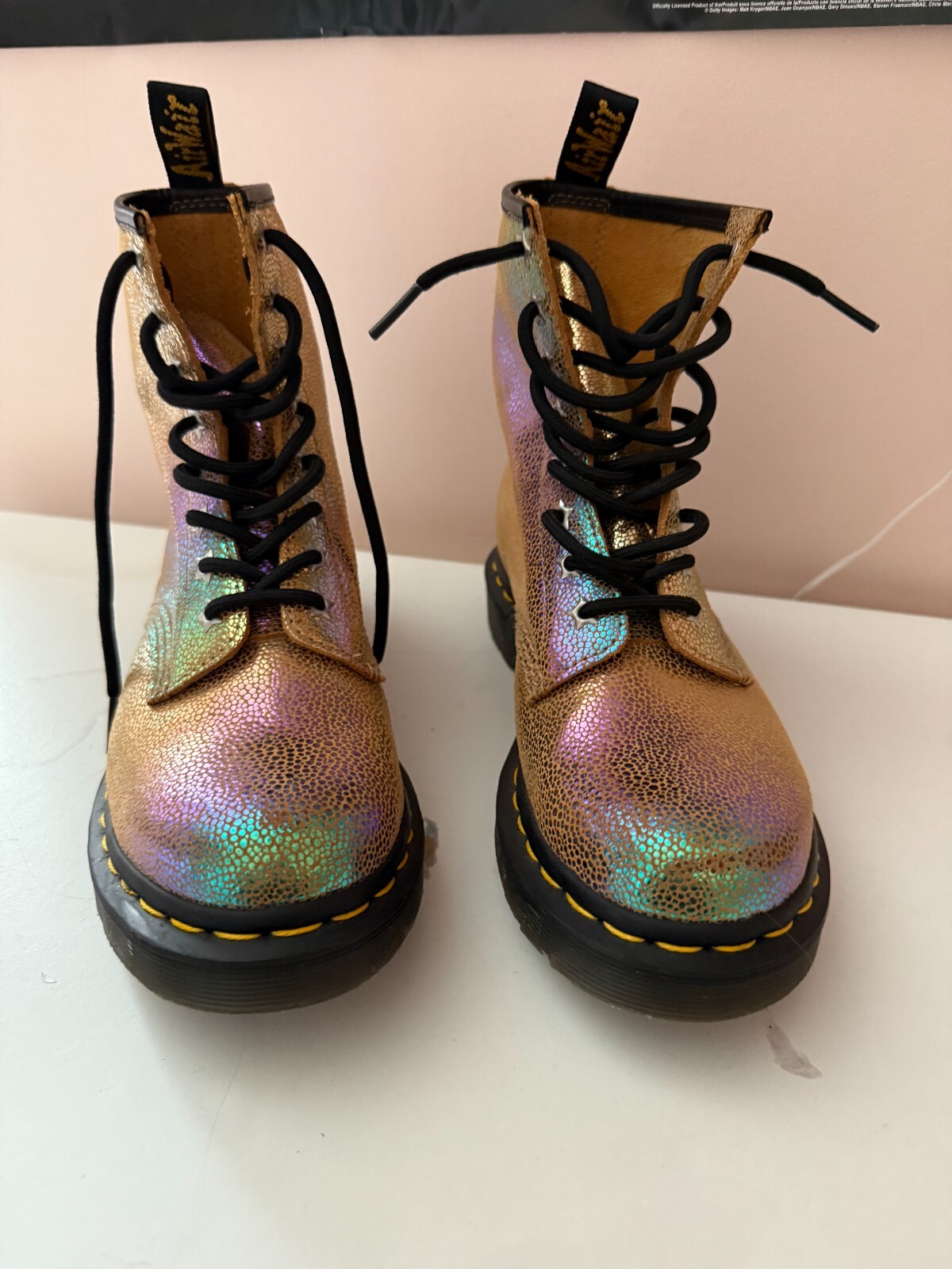 Dr. Martens 1460 Sand Rainbow Ray Leather Lace Up Combat Boots US Women’s Size 6