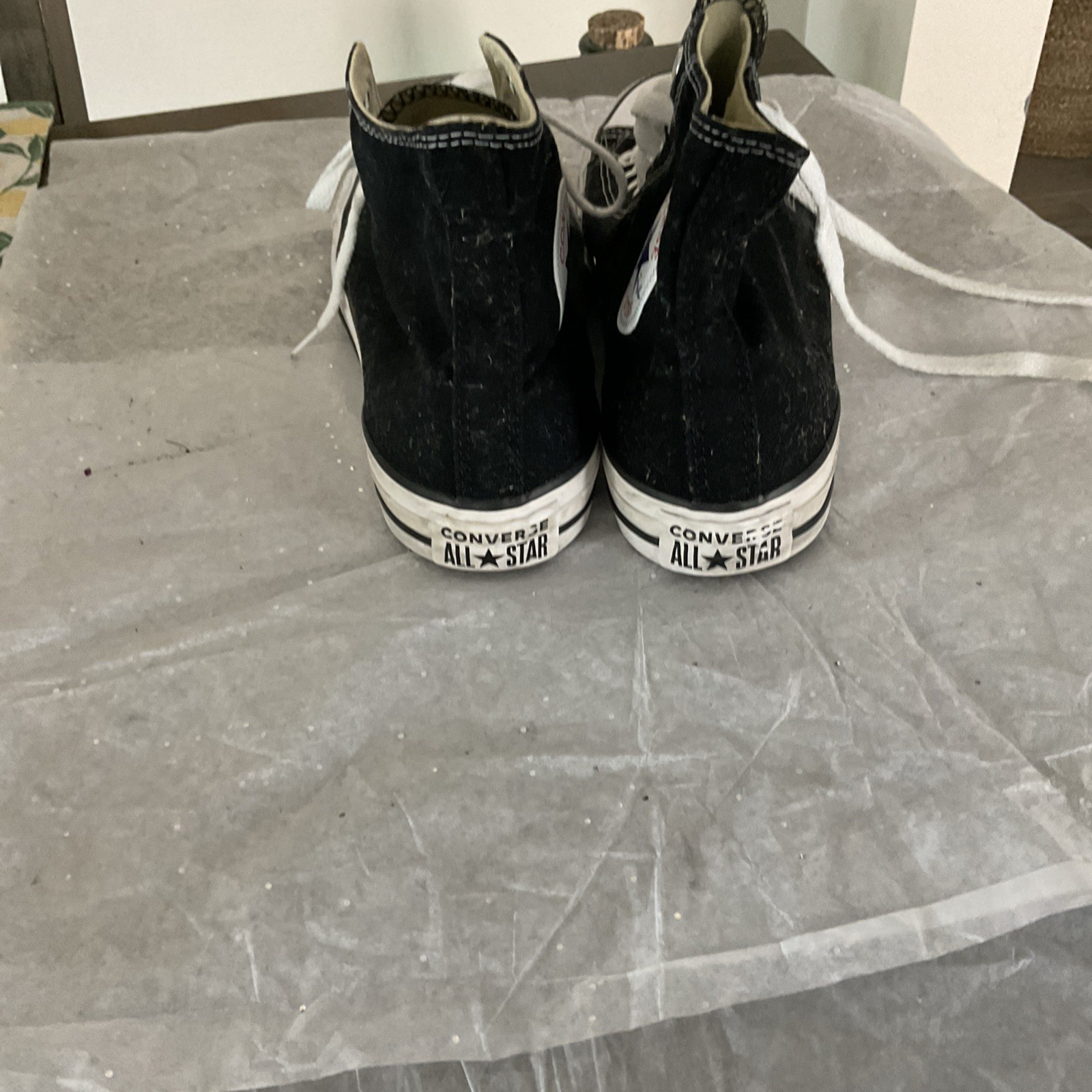 Converse Chuck Taylor All Star High Tops Black size 9
