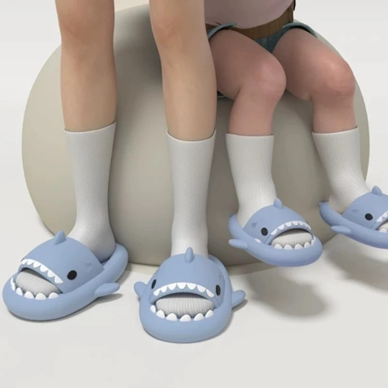 4cm Thick Sole Man Women Shark Slippers 2025 Summer Anti-skid Couple Indoor