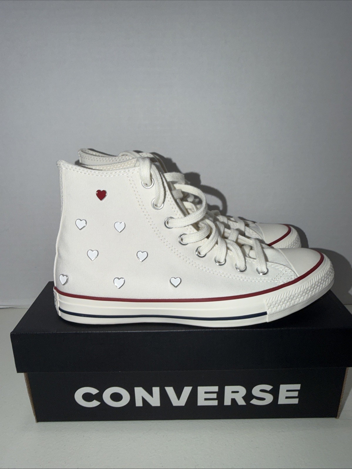 Converse Chuck Taylor All Star Valentine’s Day Hi Top Shoes A19055C Women’s 8.5