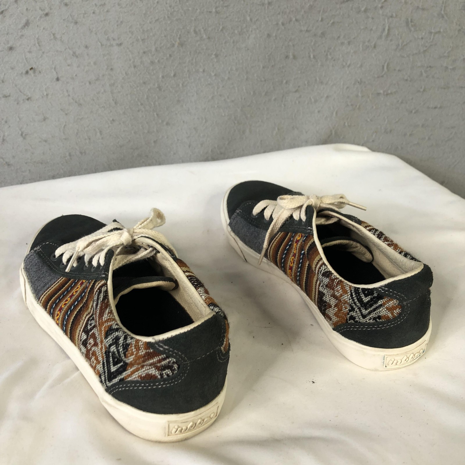 Inkkas Shoes Womens Size 10 Multicolor Canvas Geometric Low Top Sneaker