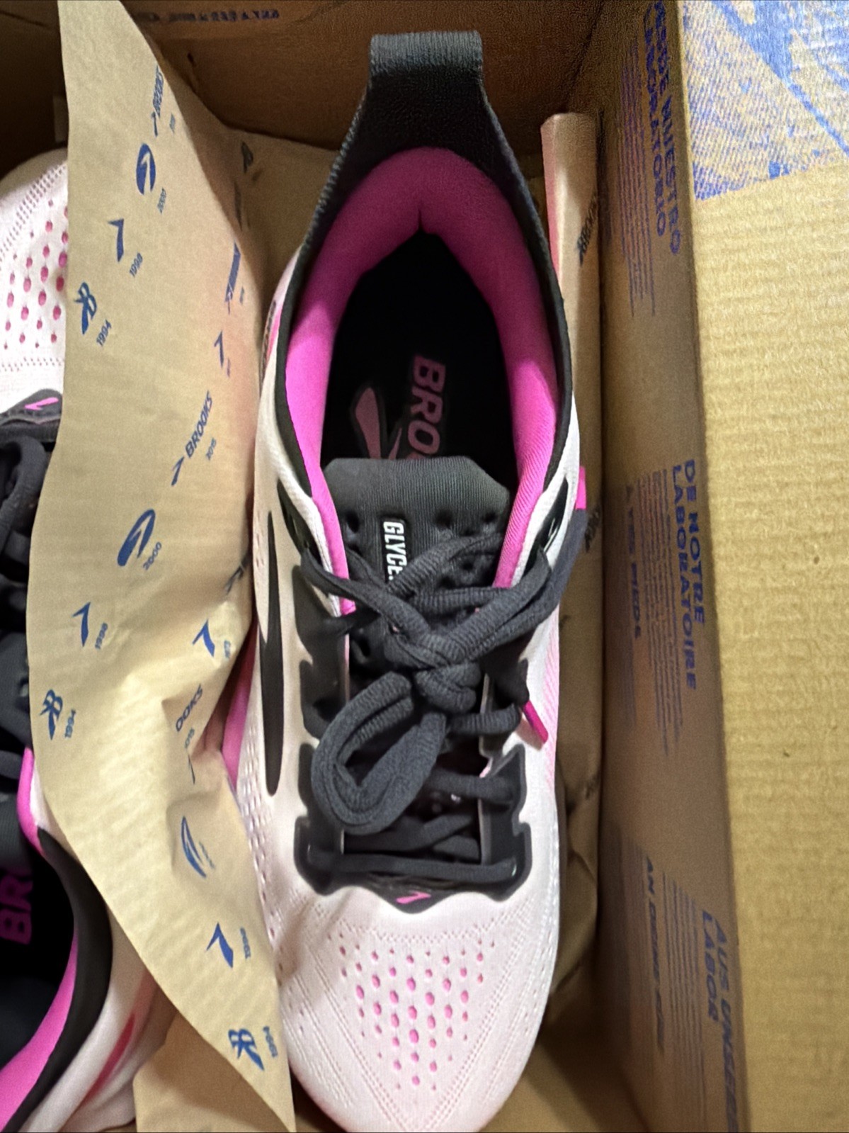 Brooks Glycerin 23 Women’s 9m Running White Pink Black 1204651B111 Sneaker