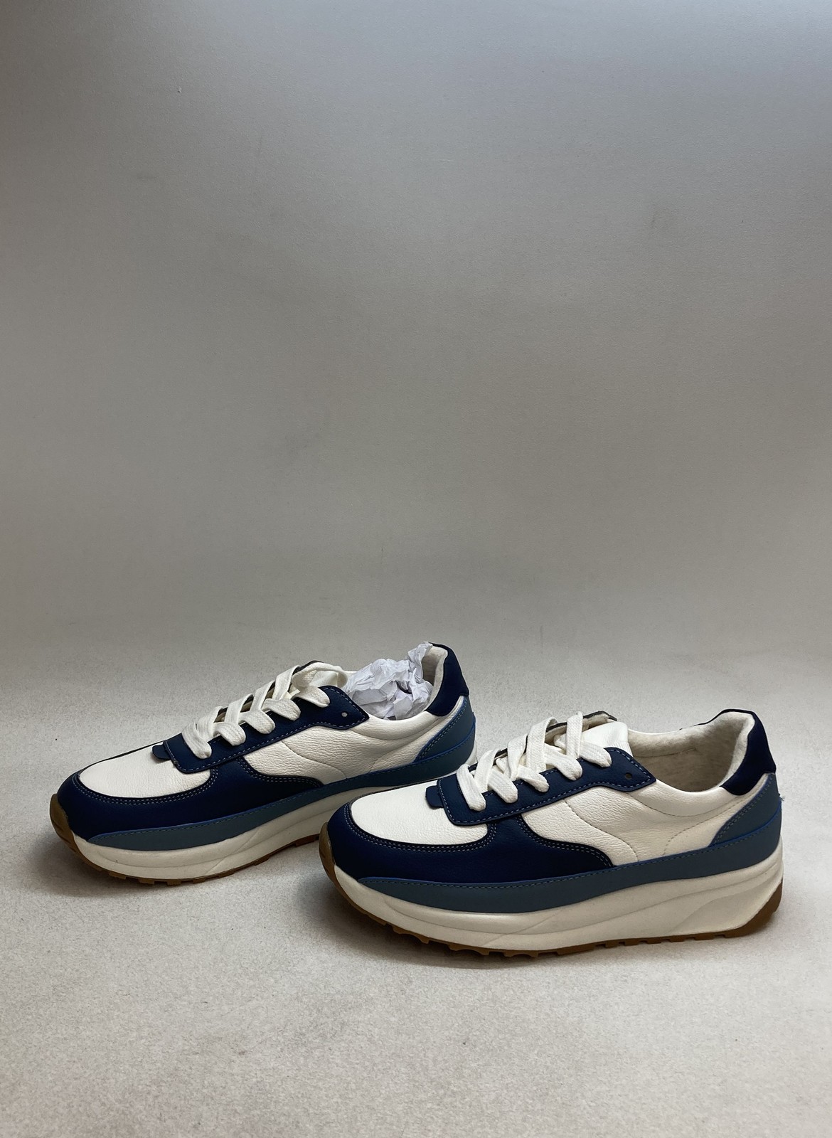 Cushionaire Score White Blue Women’s Lifestyle Sneakers Size 7W DS