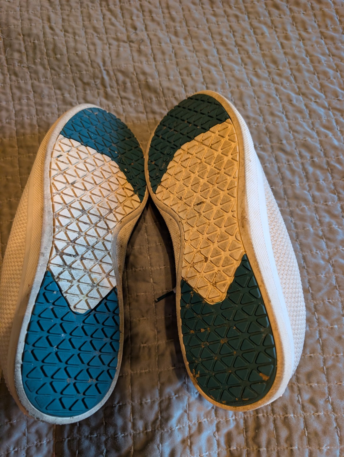 Vessi White Weekend Sneakers Green Accents Unisex Sz M10 W11 Comfort Shoes