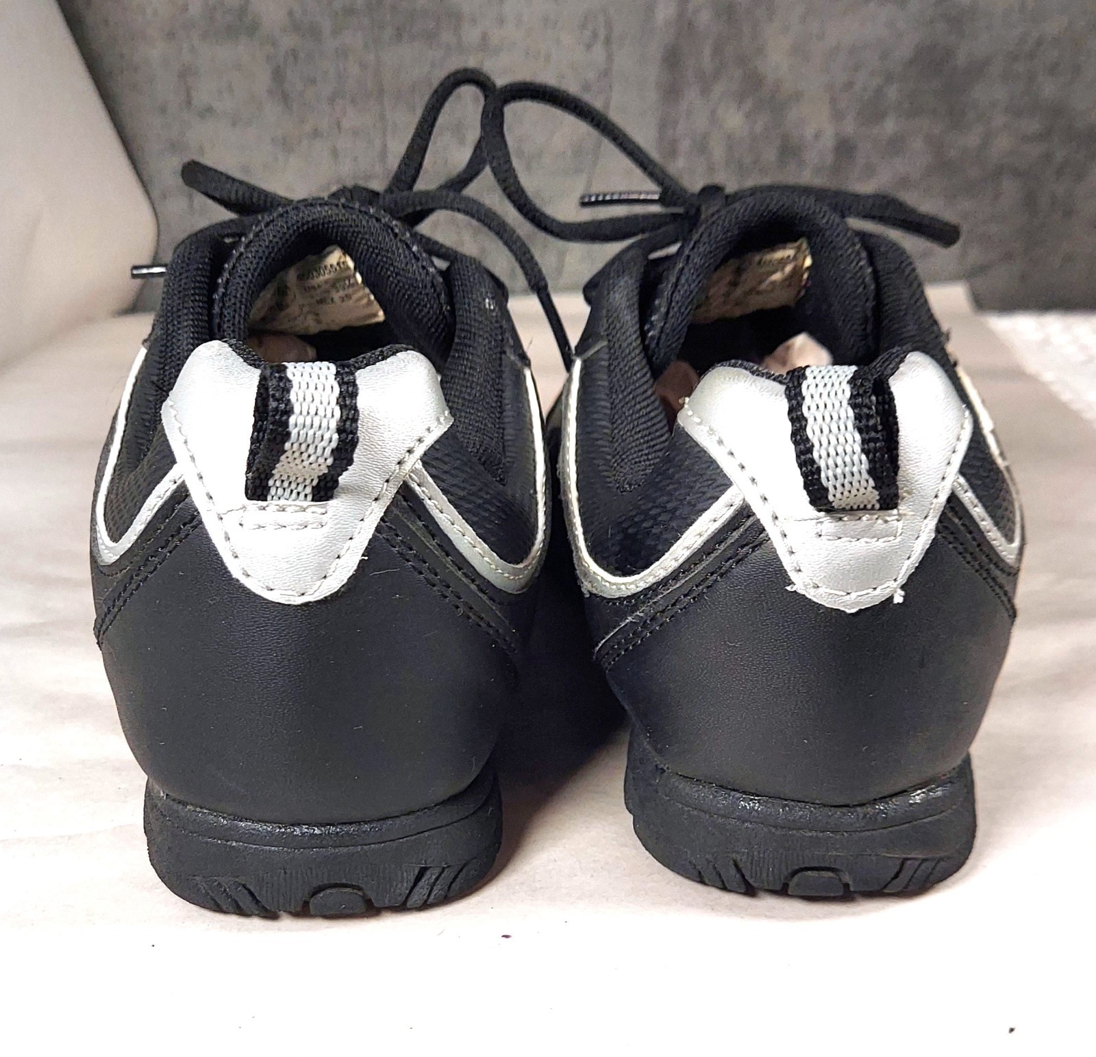 Black Silver Athletic Sneakers Non Marking Soles Women’s Size 8 NWOT