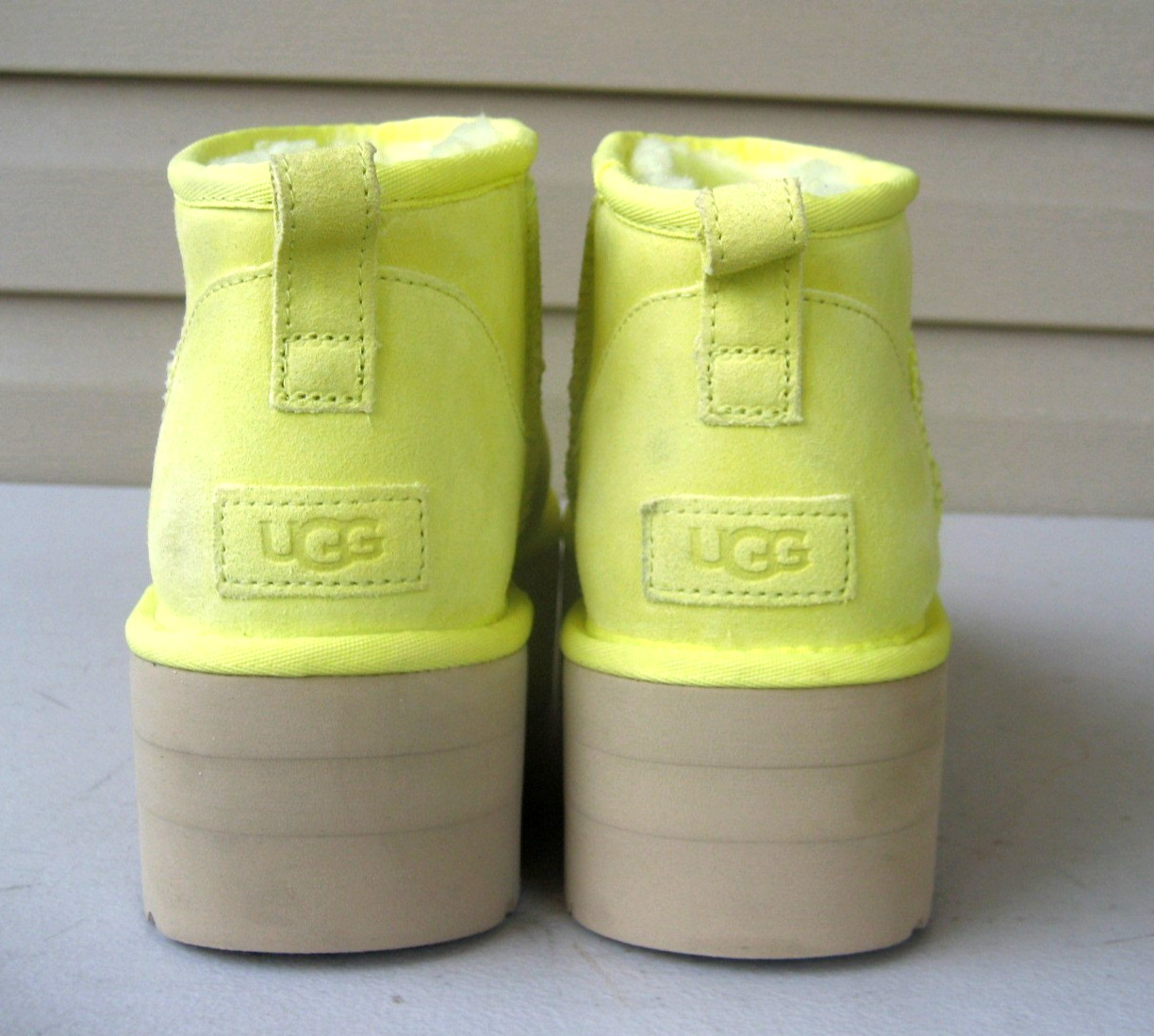 UGG Women’s Classic Ultra Mini Platform Yellow Boots Size 12 1135092 NEW $169